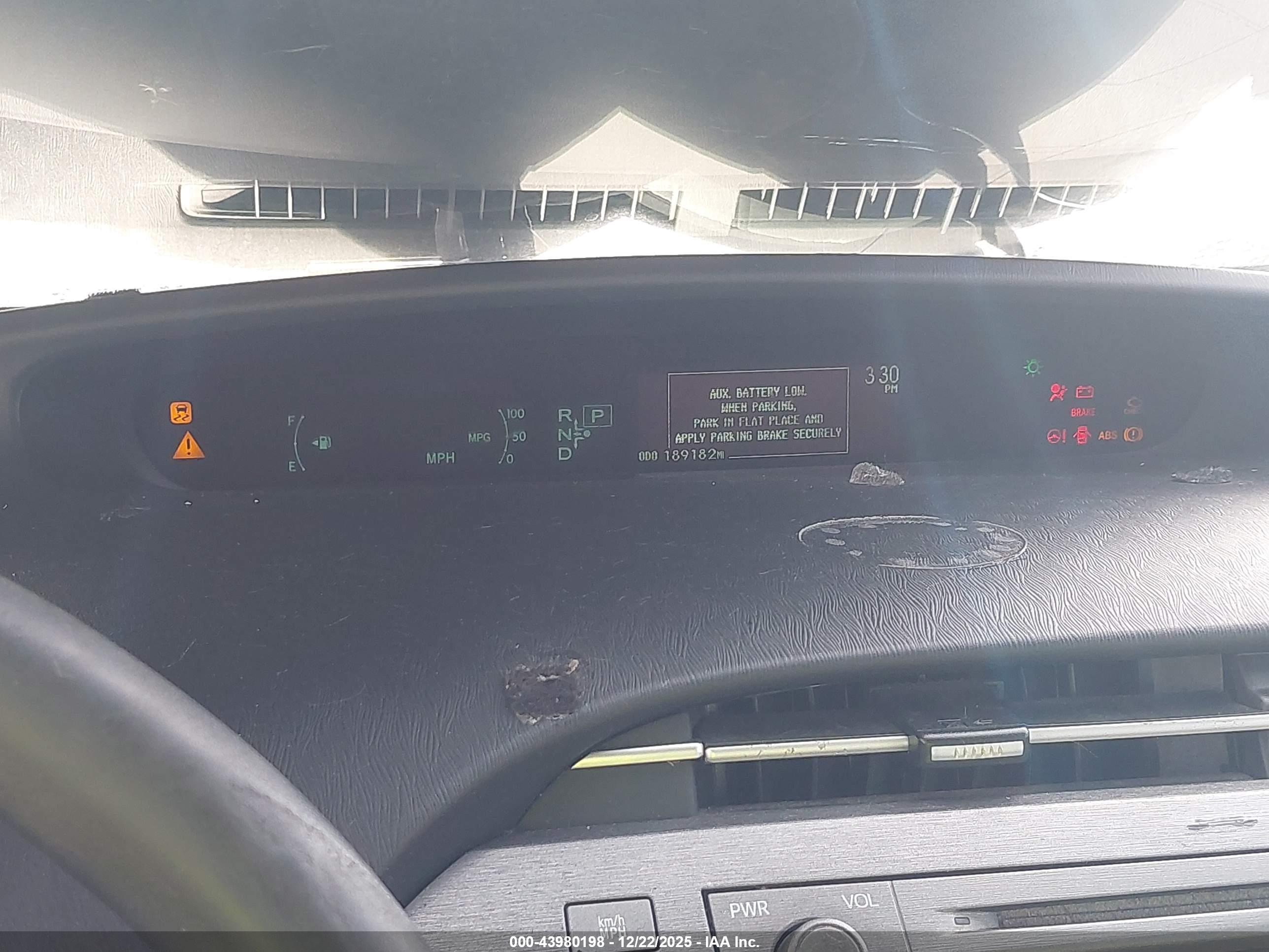 TOYOTA PRIUS image 7
