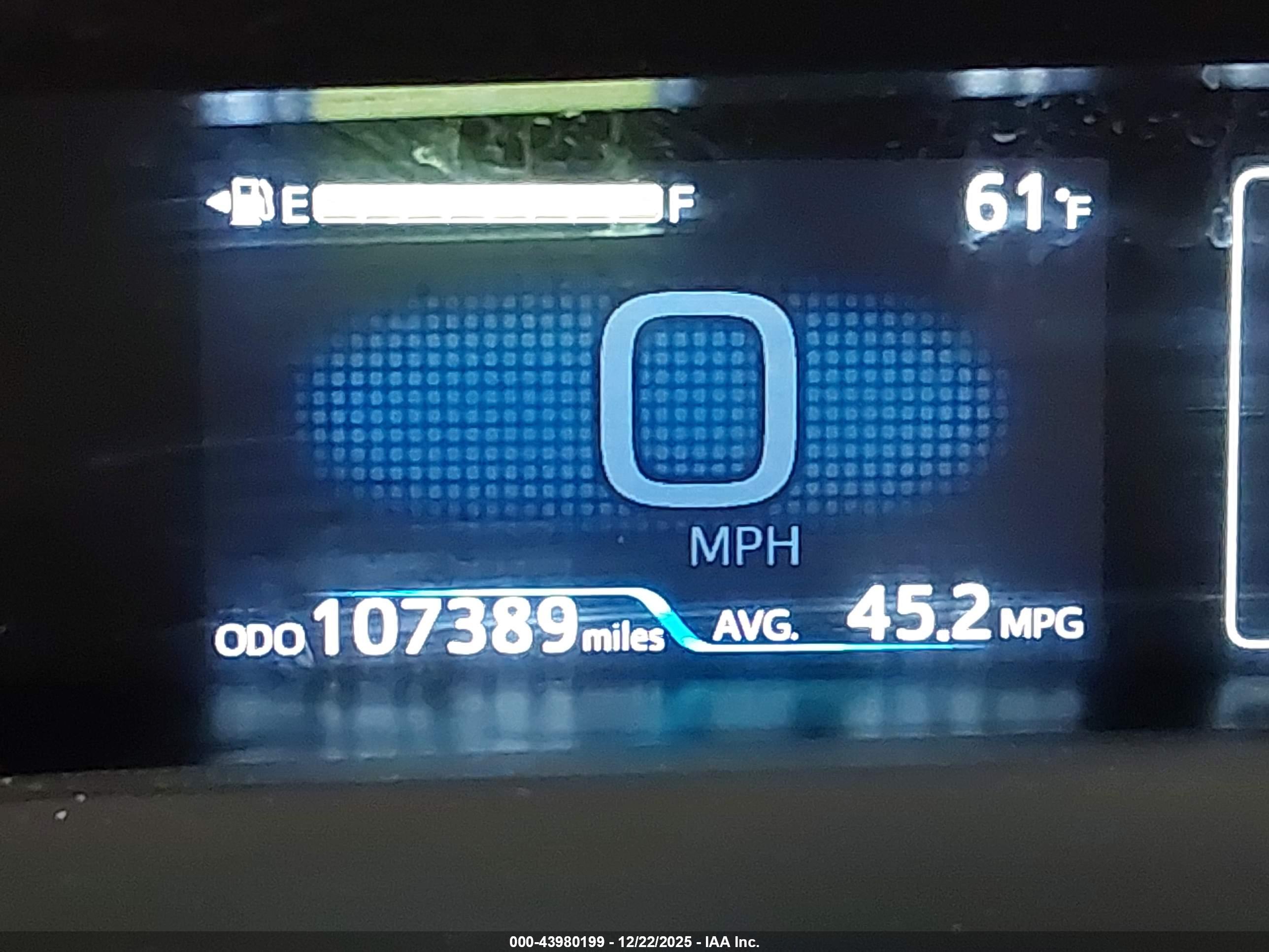 TOYOTA PRIUS image 7