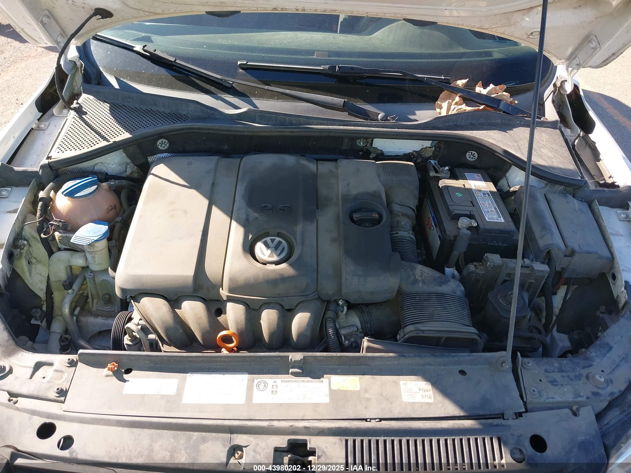 VOLKSWAGEN PASSAT image 10