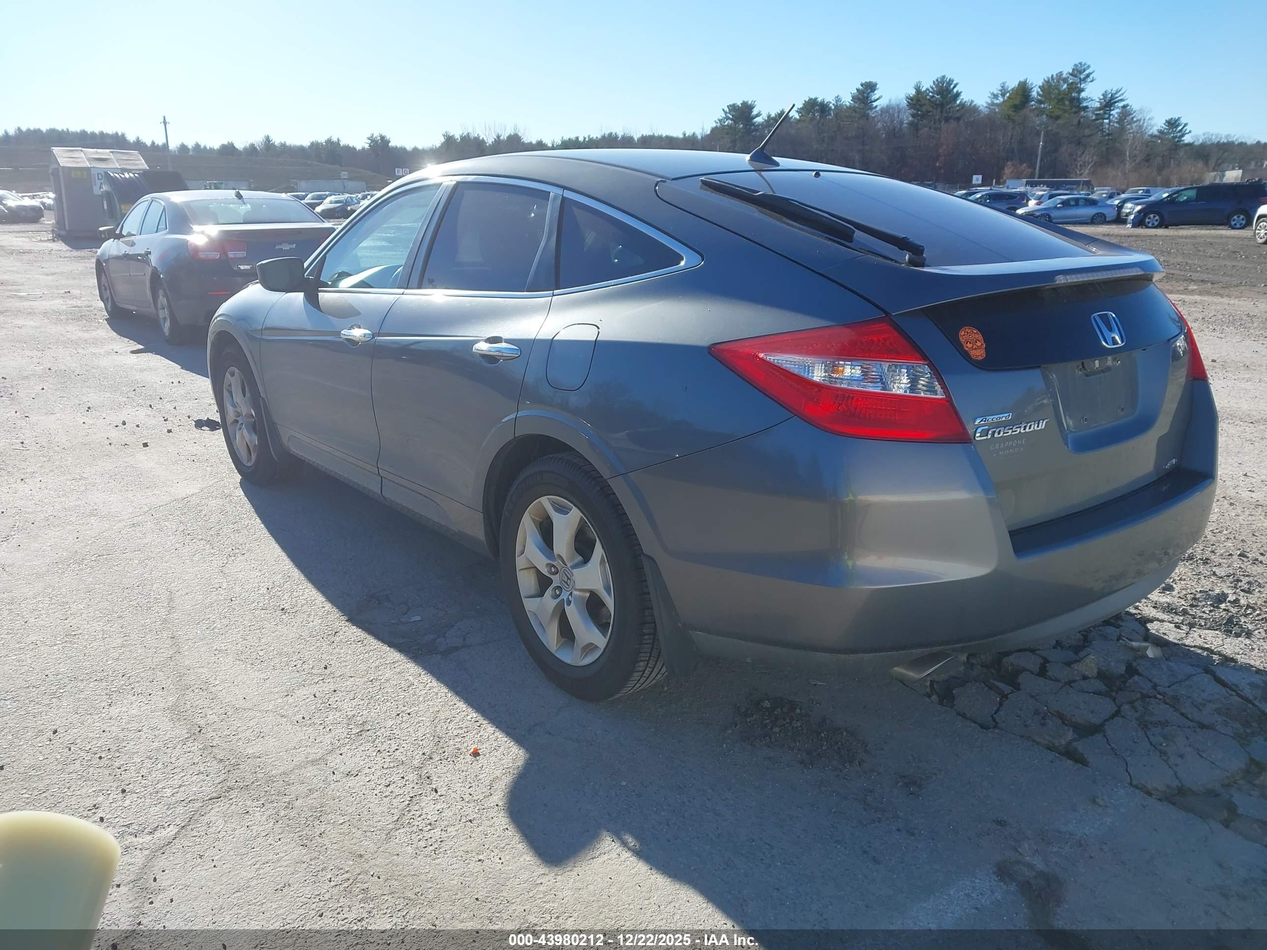 HONDA ACCORD image 3