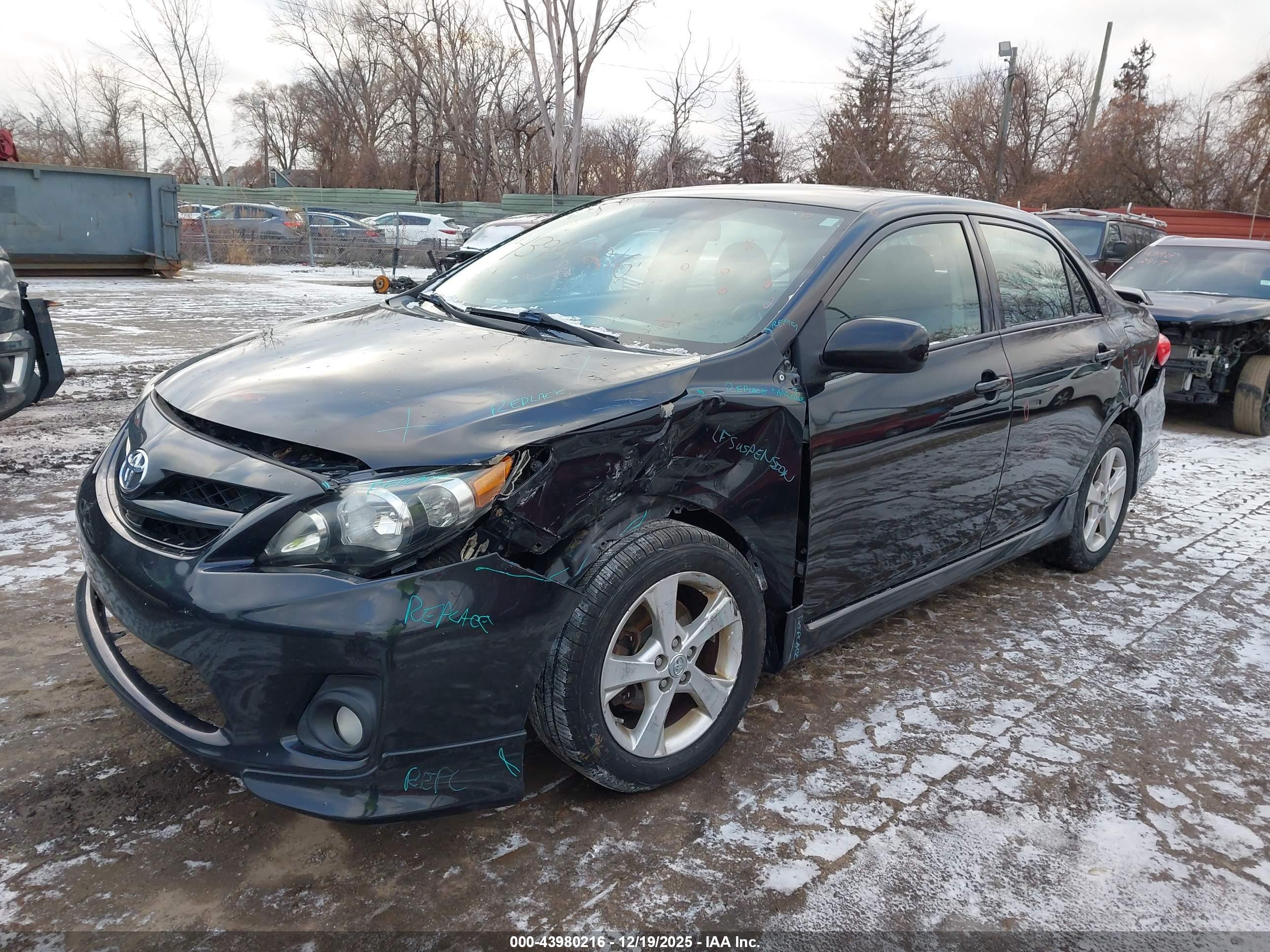 TOYOTA COROLLA image 2