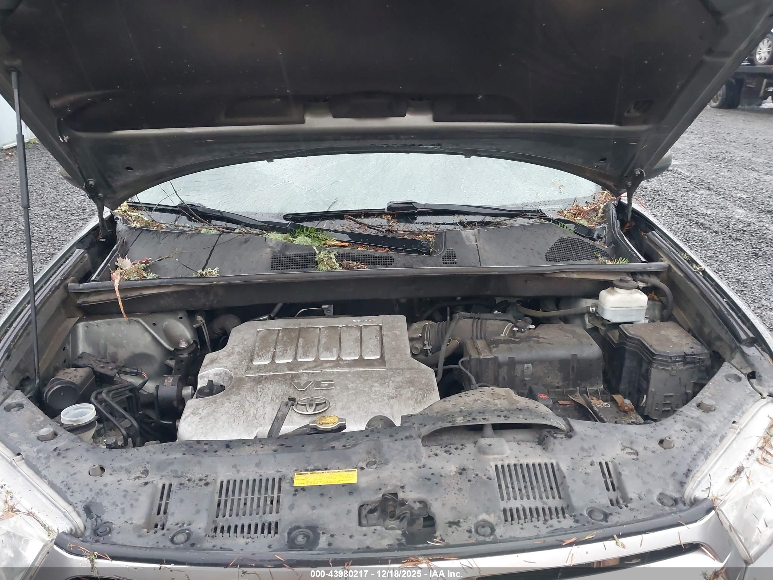 TOYOTA HIGHLANDER image 10