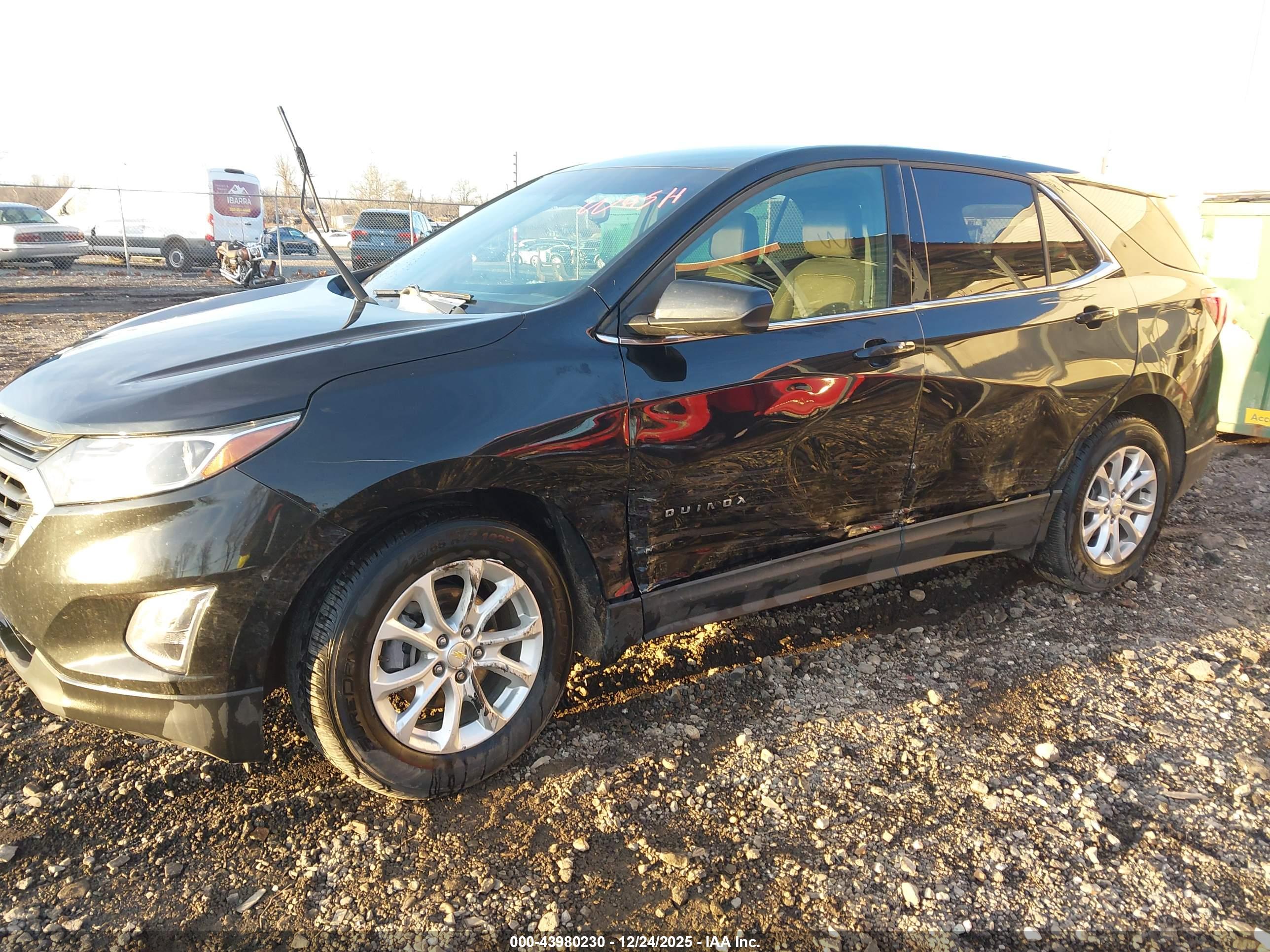 CHEVROLET EQUINOX image 6