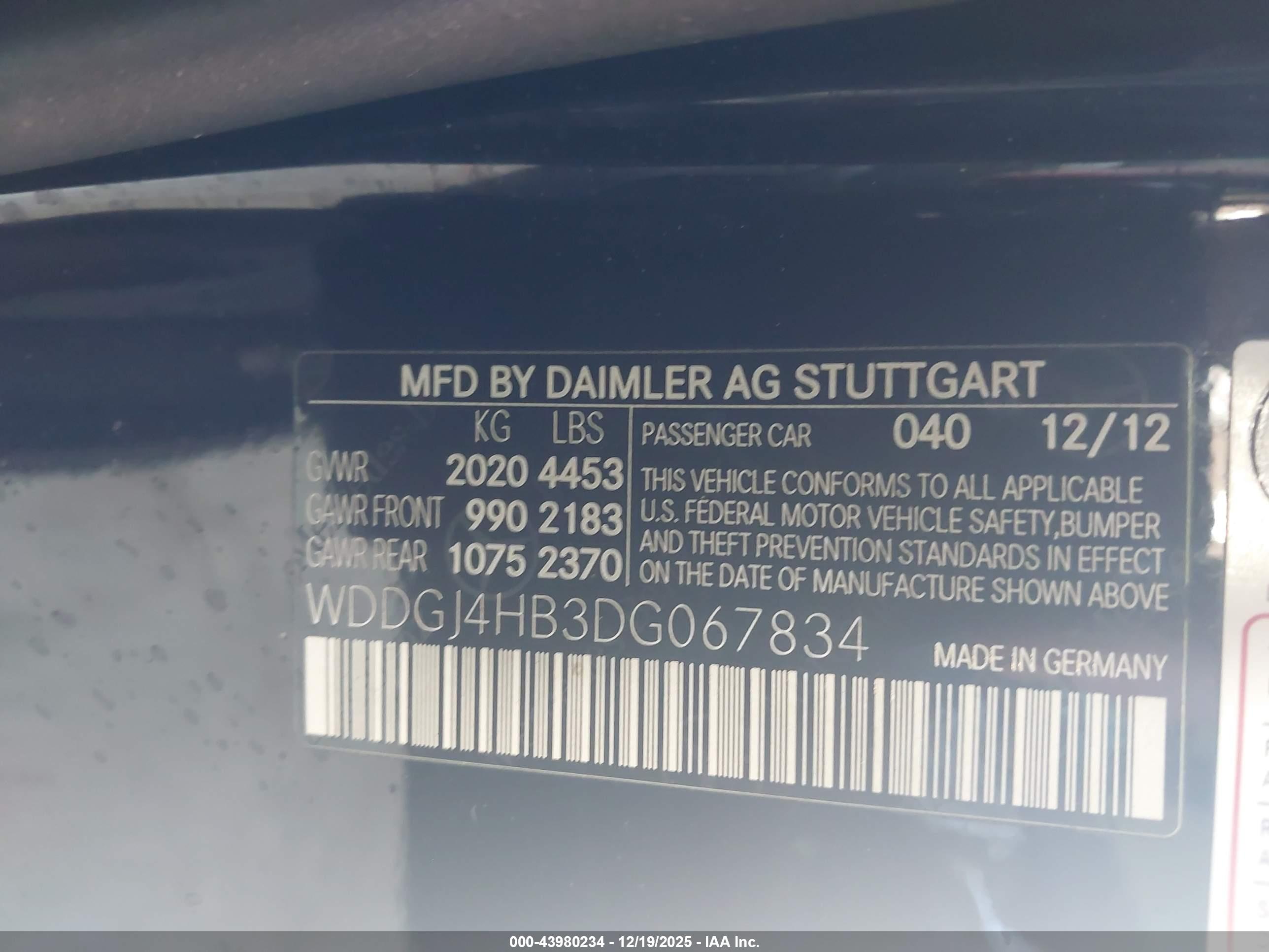 MERCEDES-BENZ C image 9