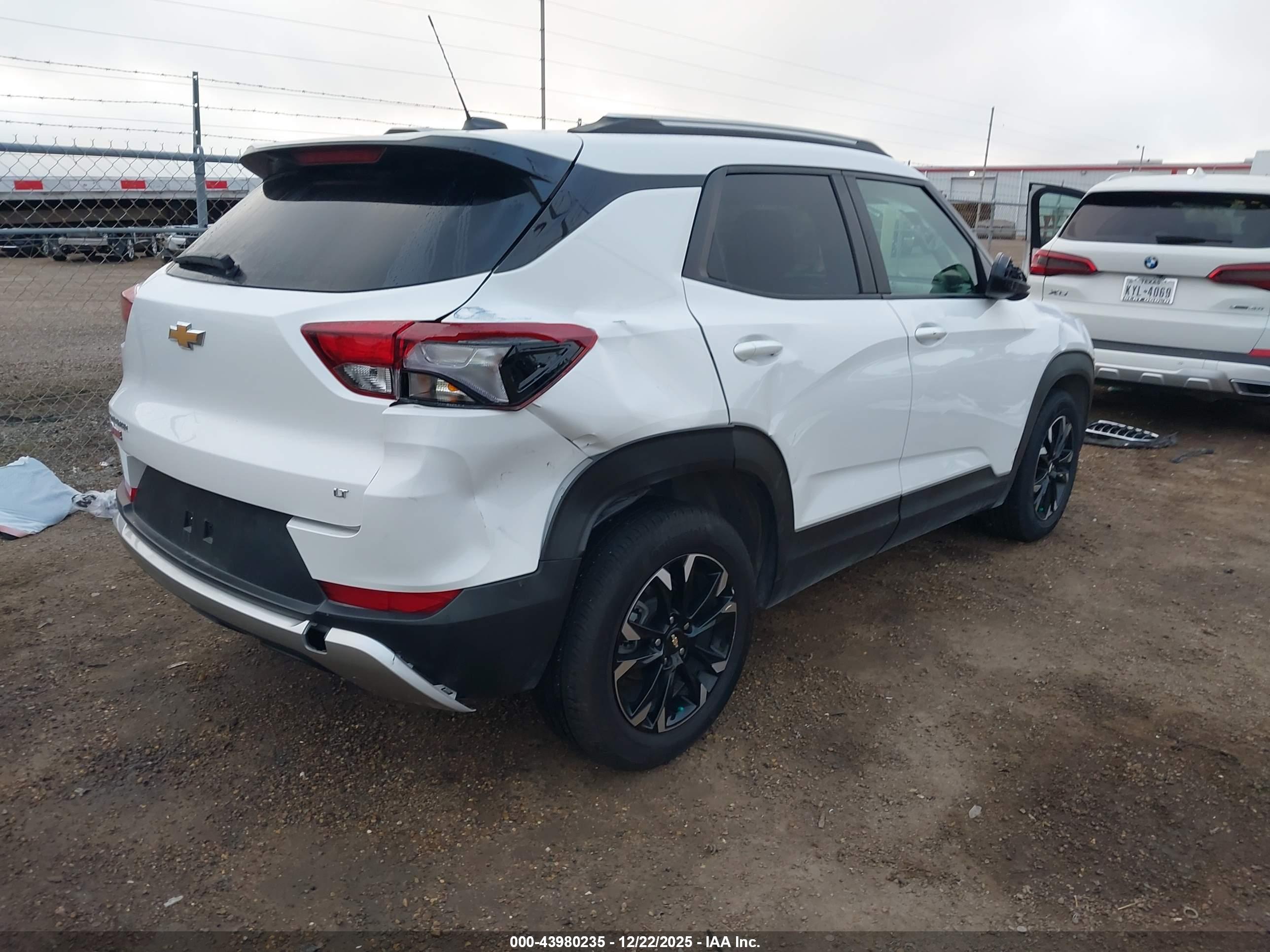 CHEVROLET TRAILBLAZER image 4