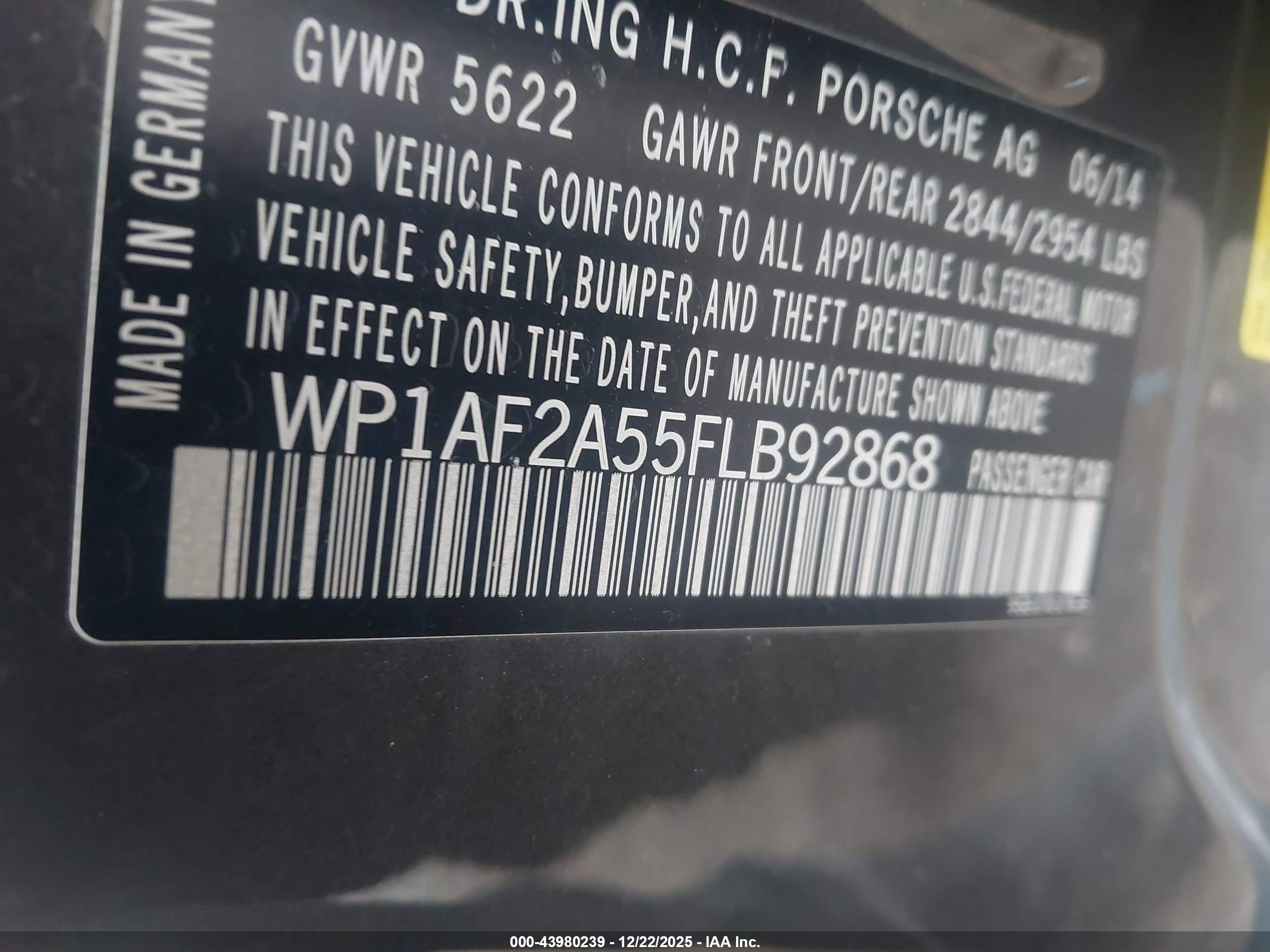 PORSCHE MACAN image 9