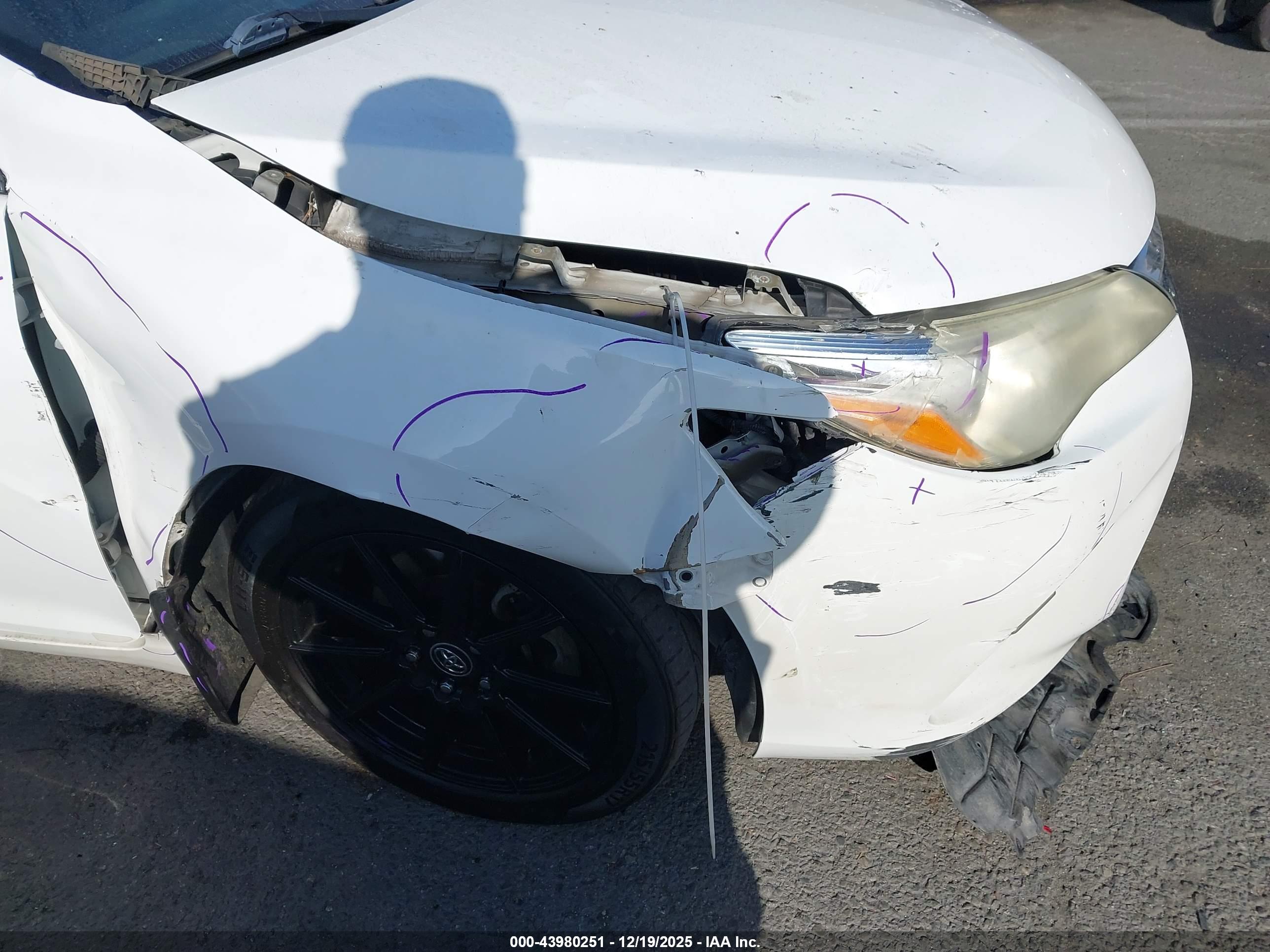 TOYOTA CAMRY image 6