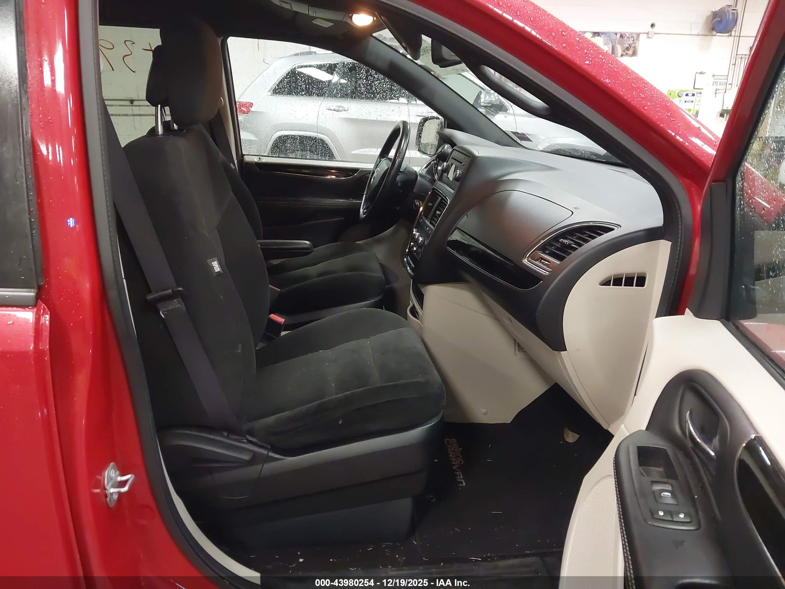 DODGE GRAND image 5