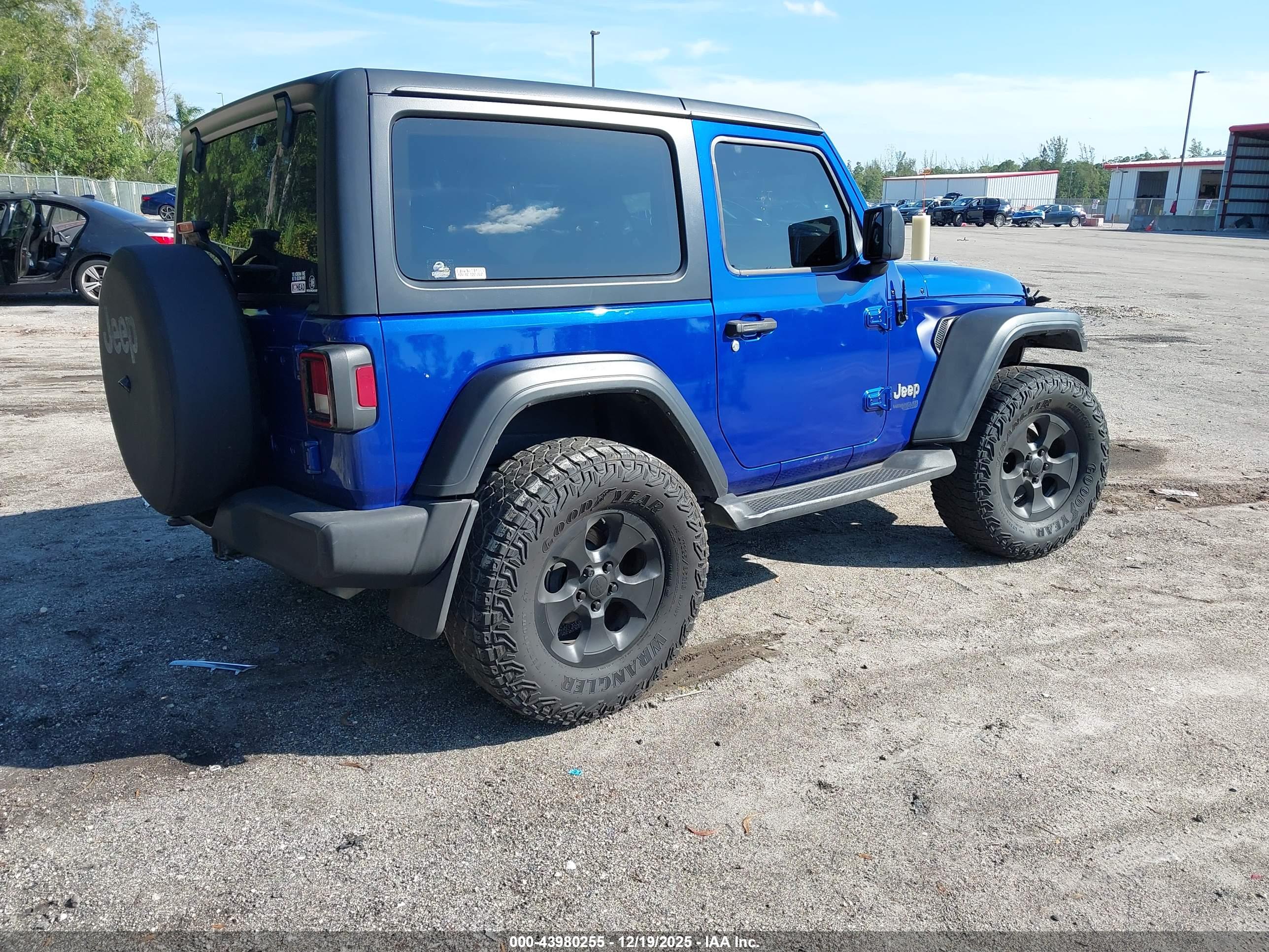 JEEP WRANGLER image 4
