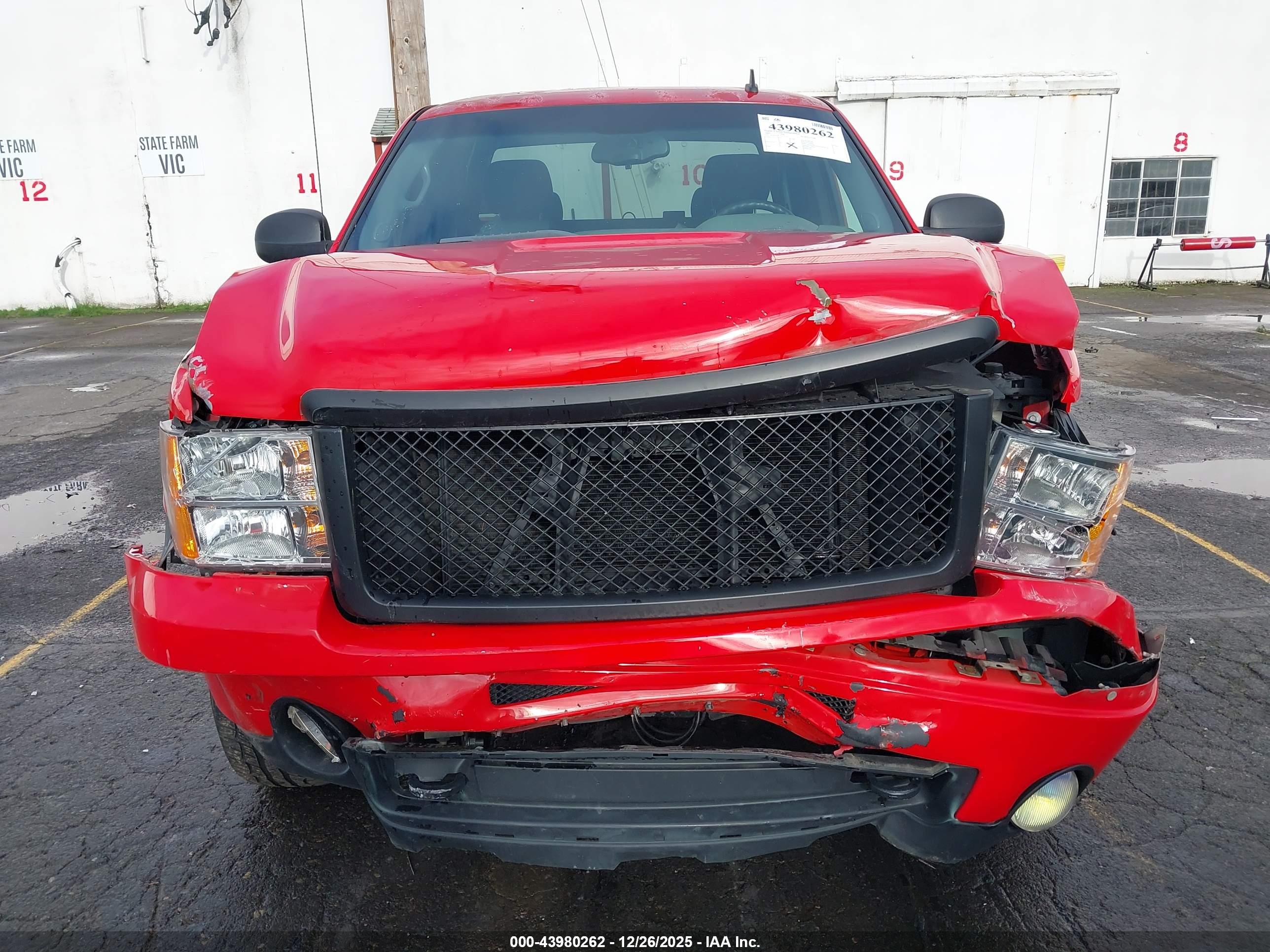 GMC SIERRA image 6
