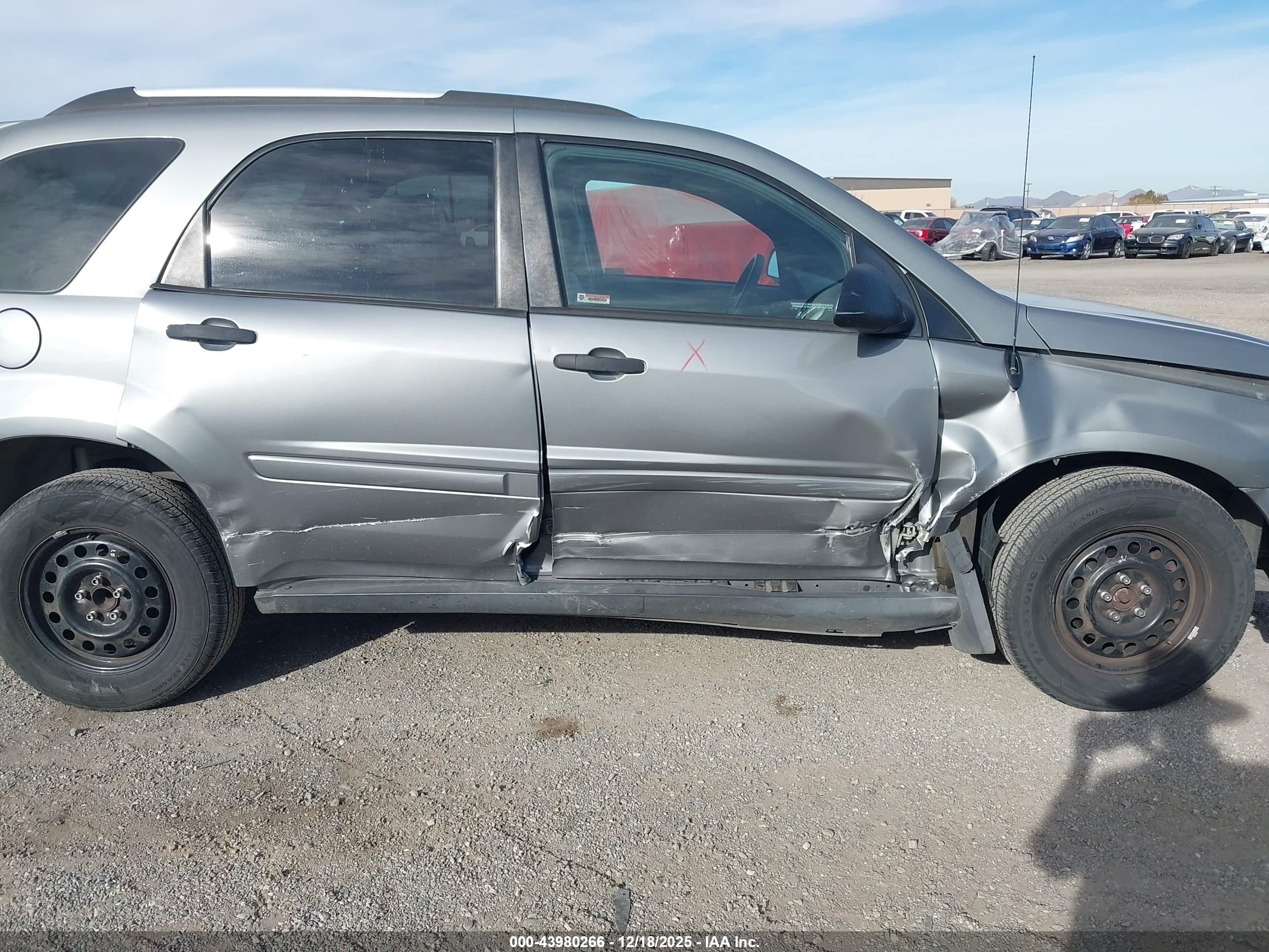 CHEVROLET EQUINOX image 6