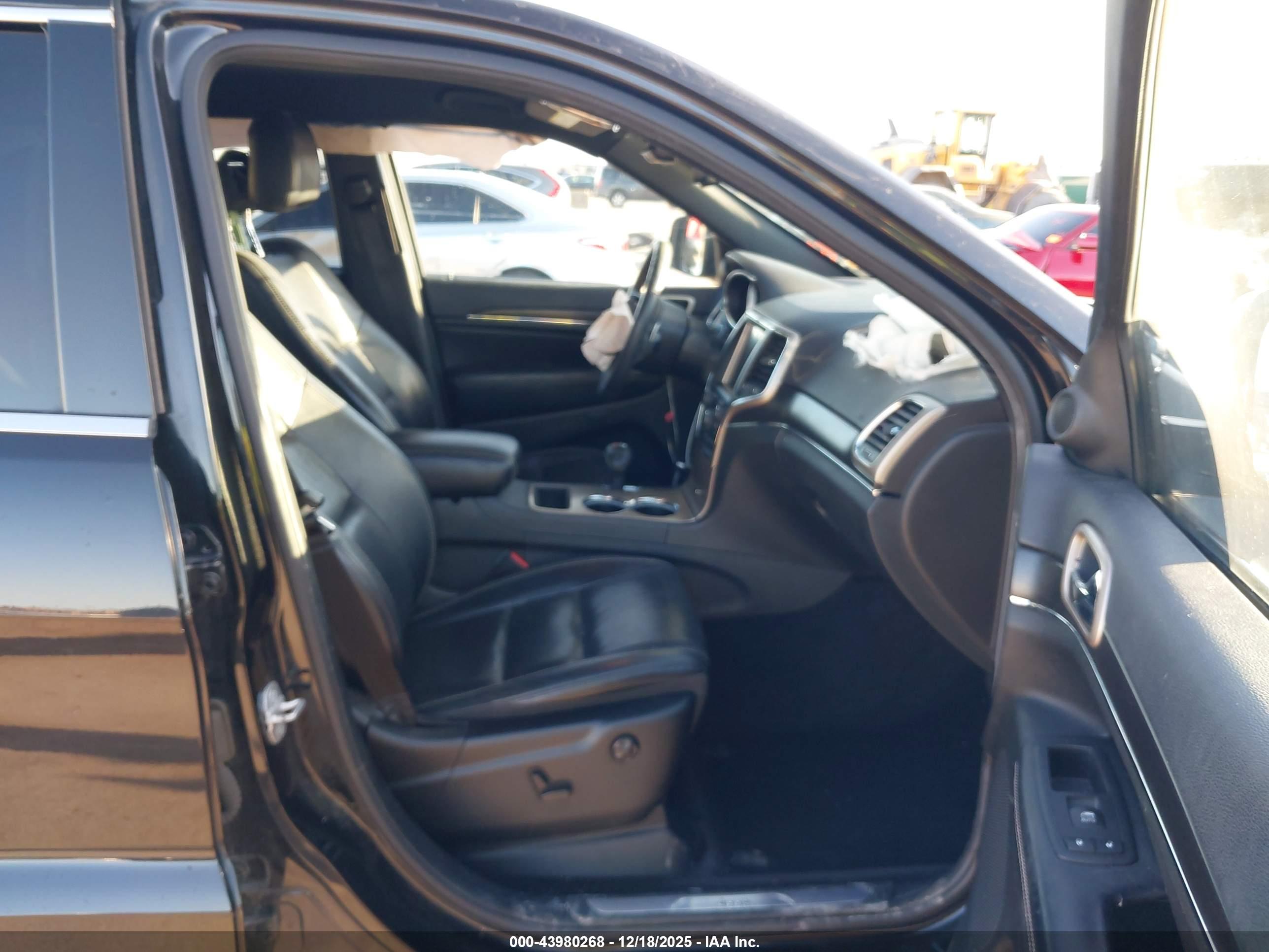 JEEP GRAND image 5