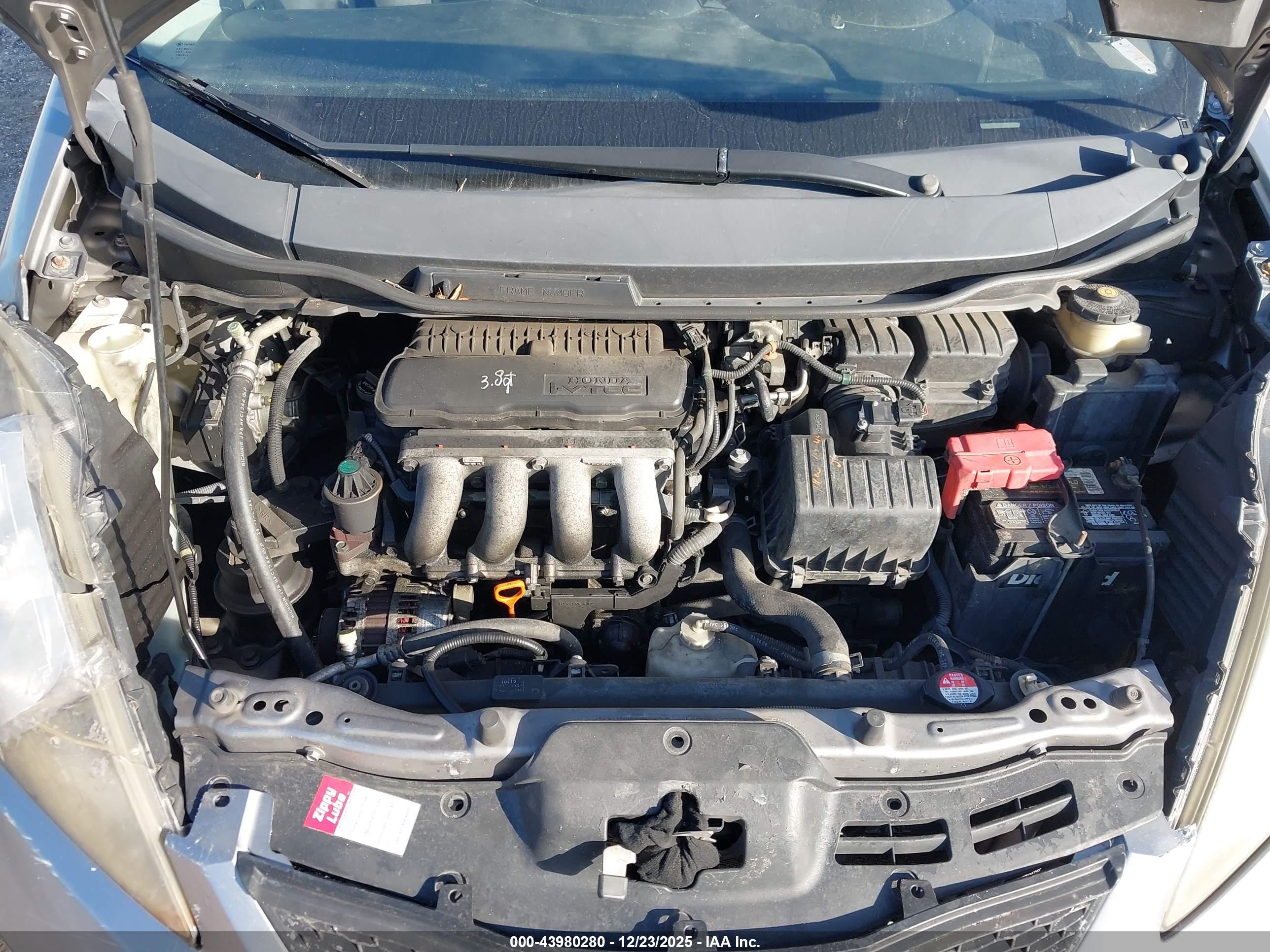 HONDA FIT image 10