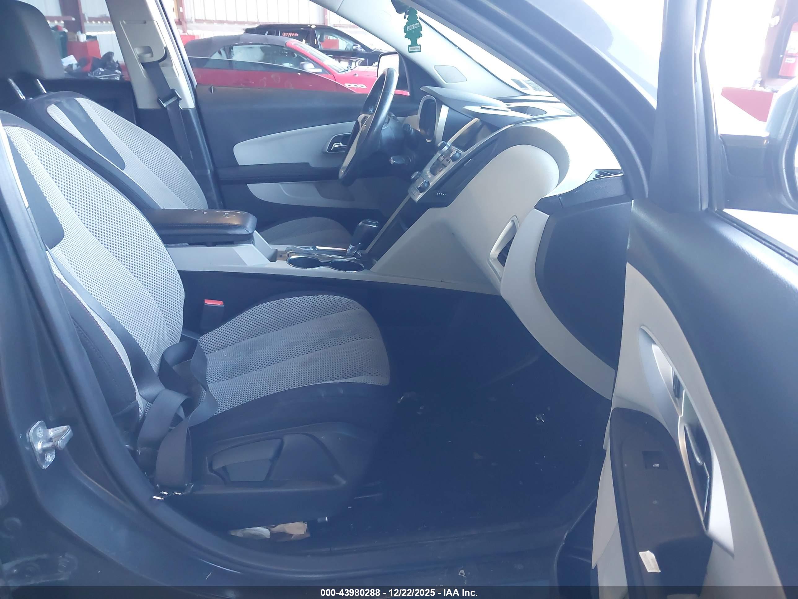 CHEVROLET EQUINOX image 5