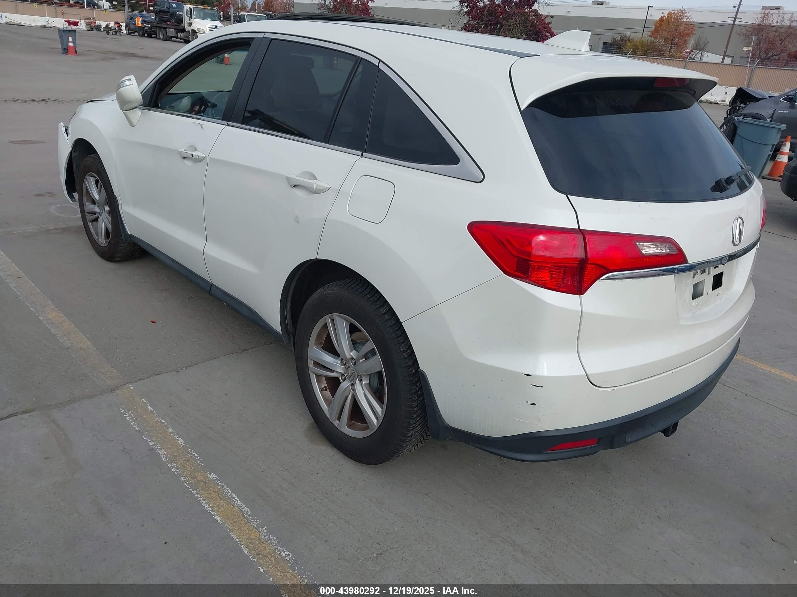 ACURA RDX image 3