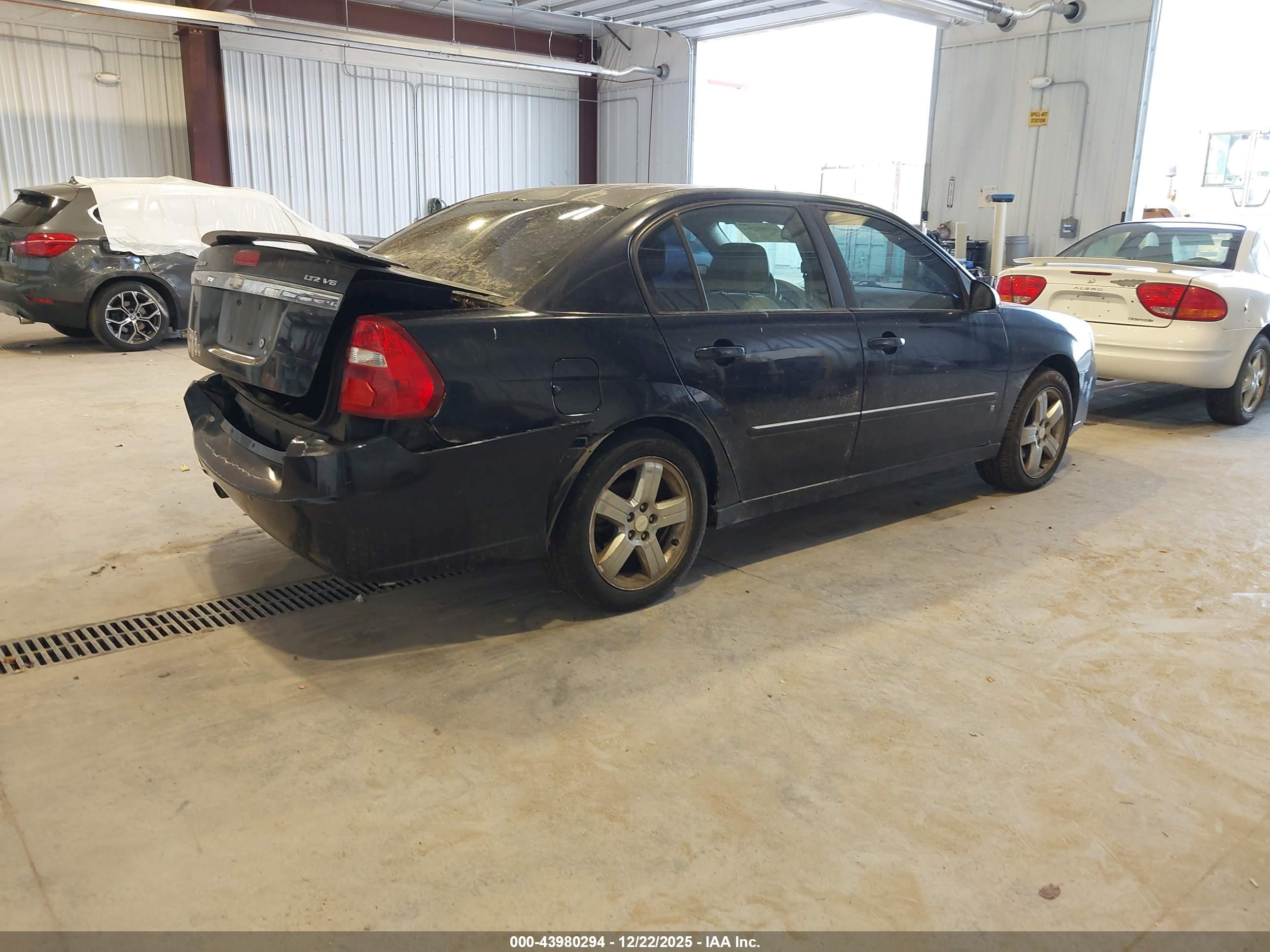 CHEVROLET MALIBU image 4