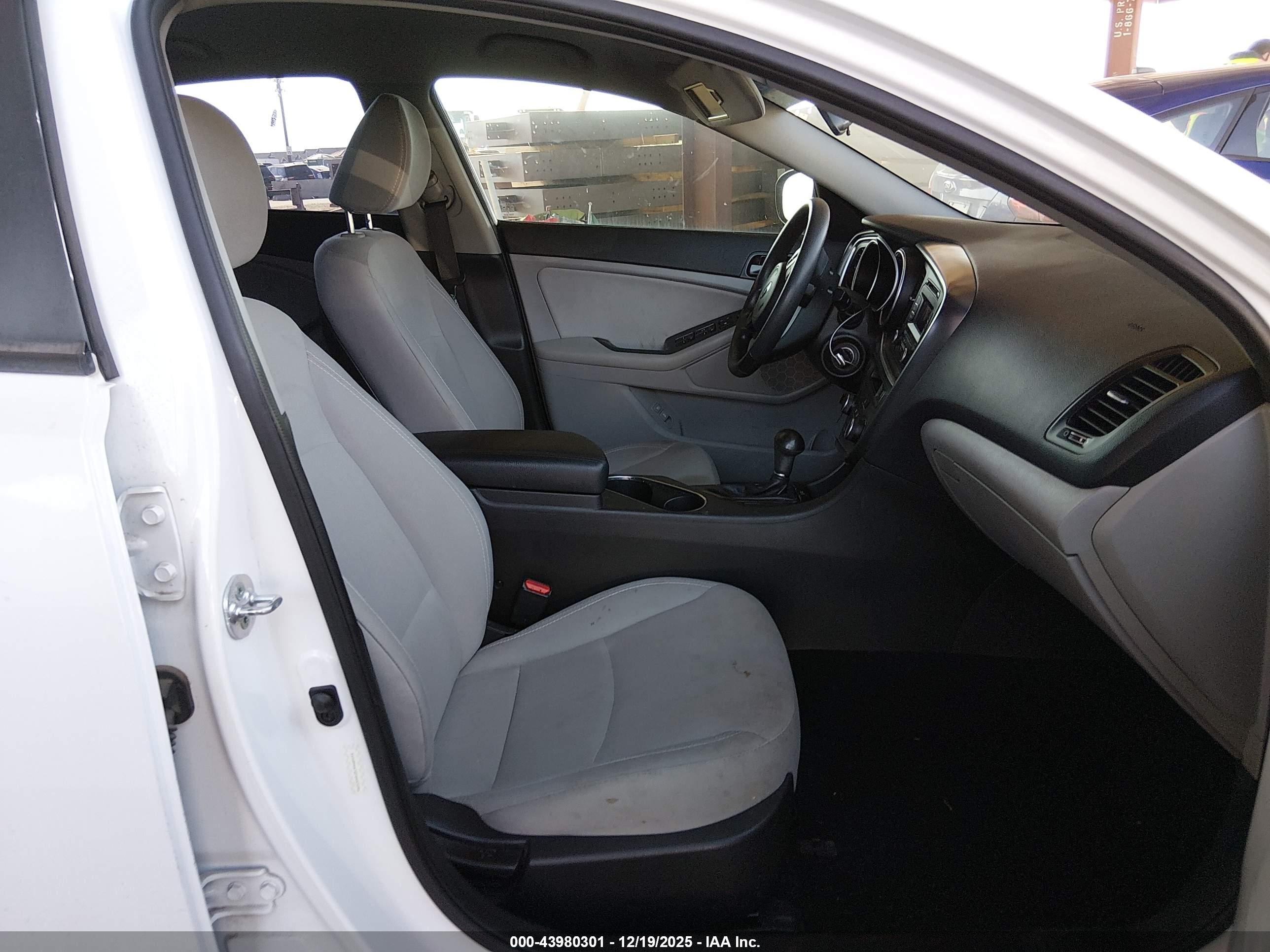 KIA OPTIMA image 5