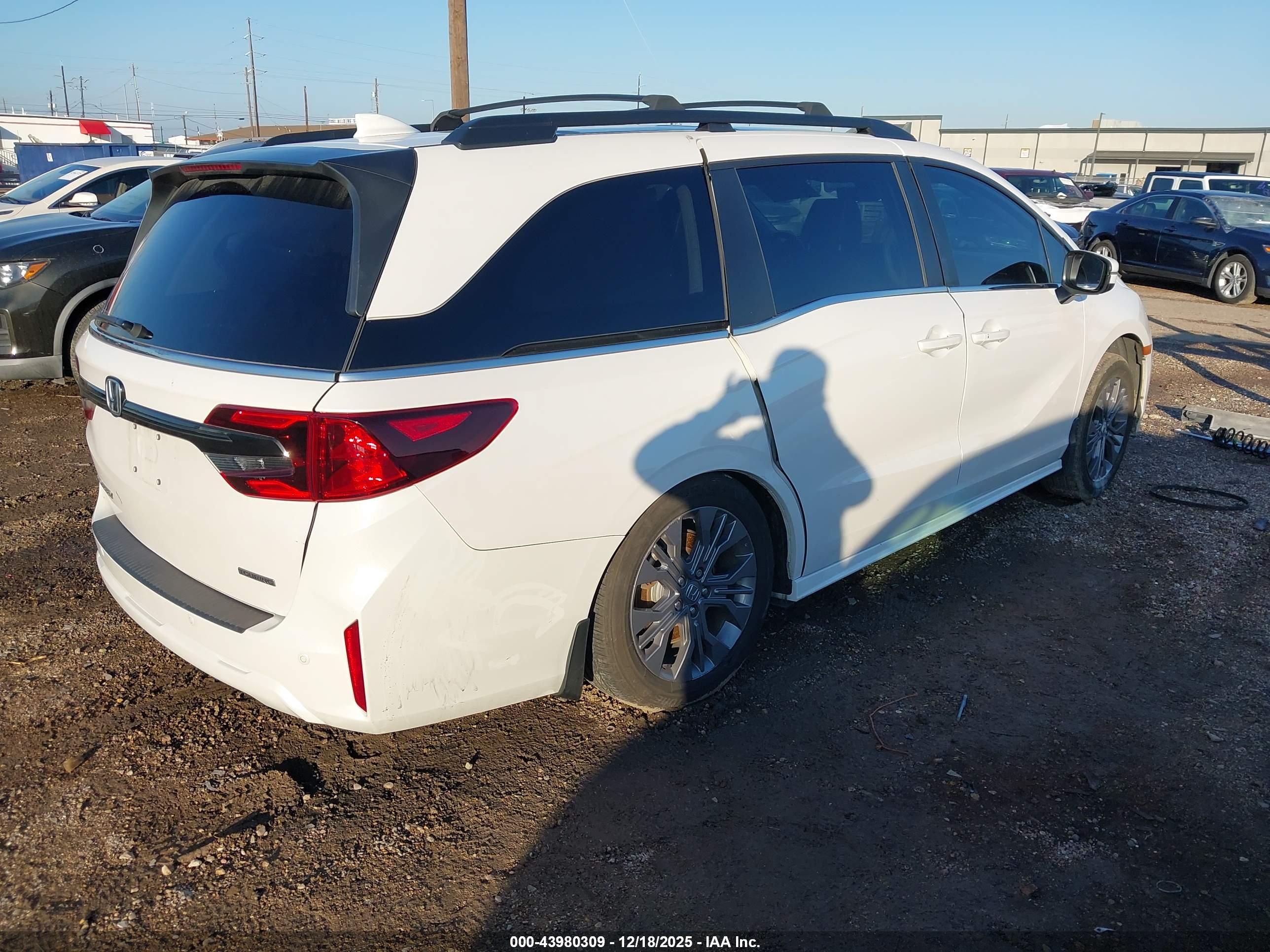 HONDA ODYSSEY image 4