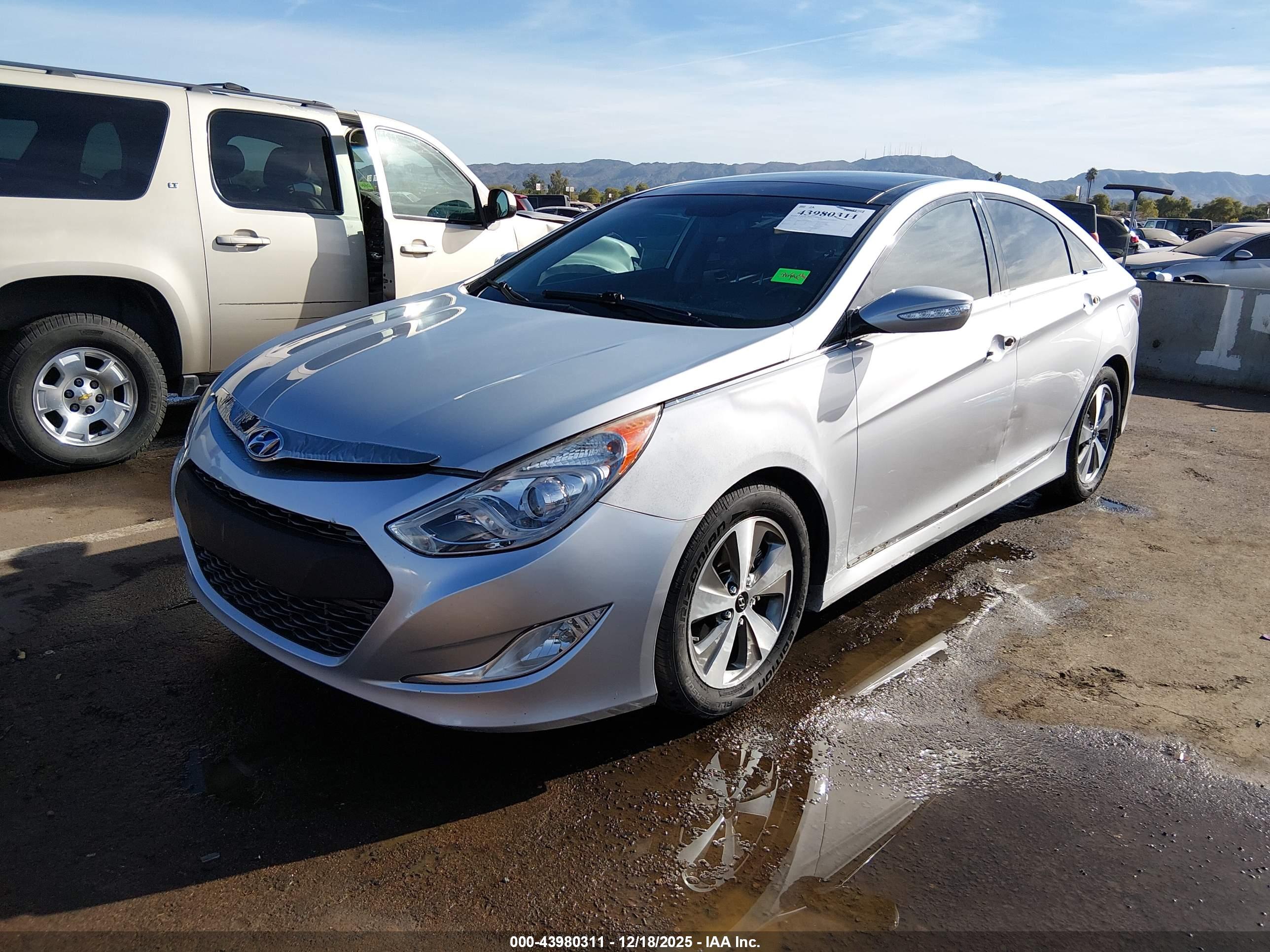 HYUNDAI SONATA image 2