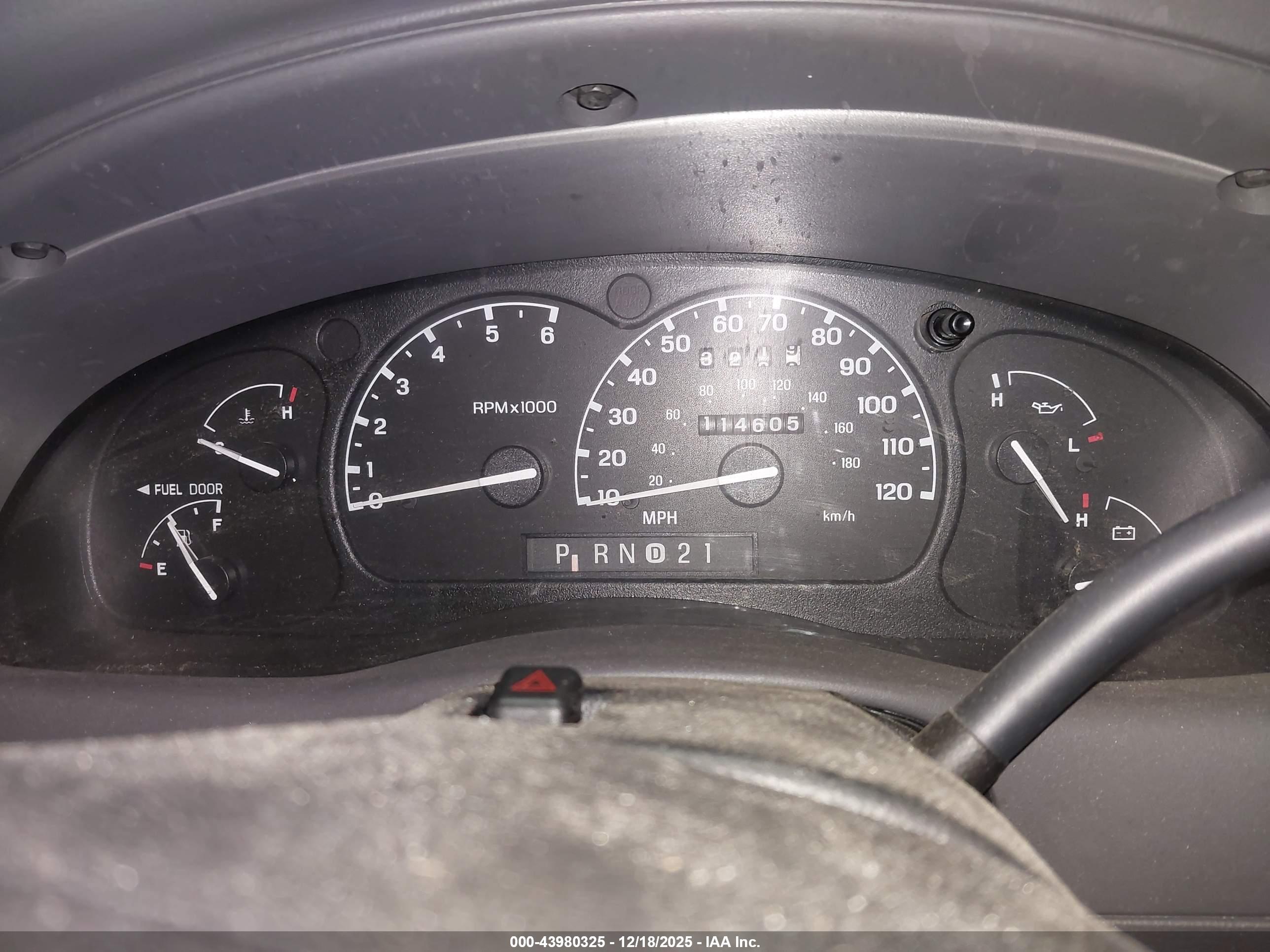 FORD RANGER image 7