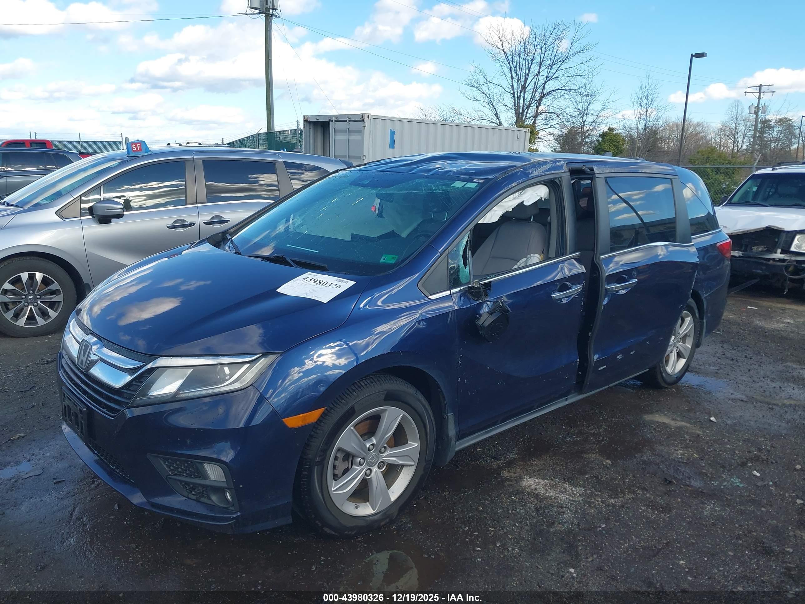 HONDA ODYSSEY image 2