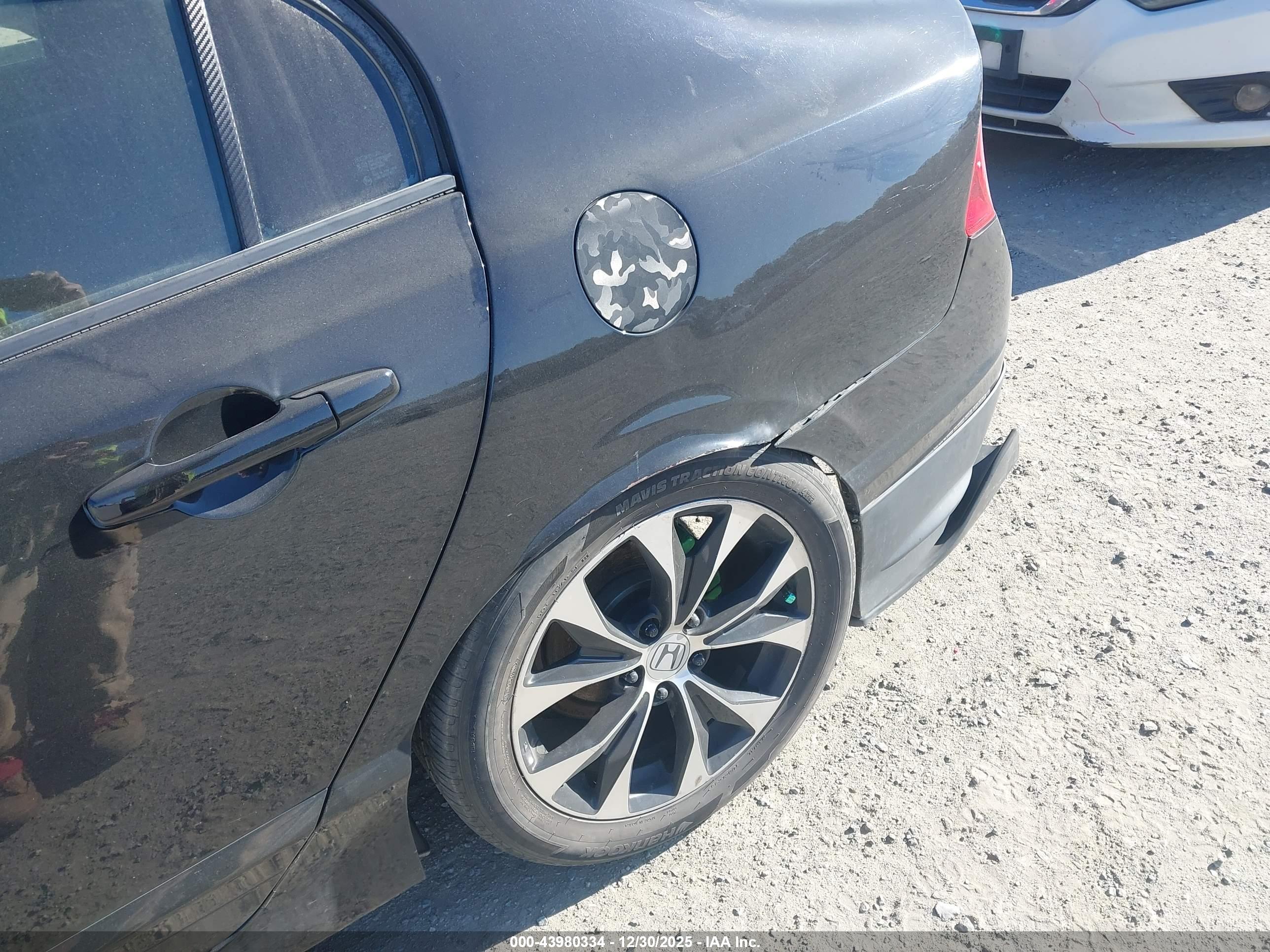 HONDA CIVIC image 6