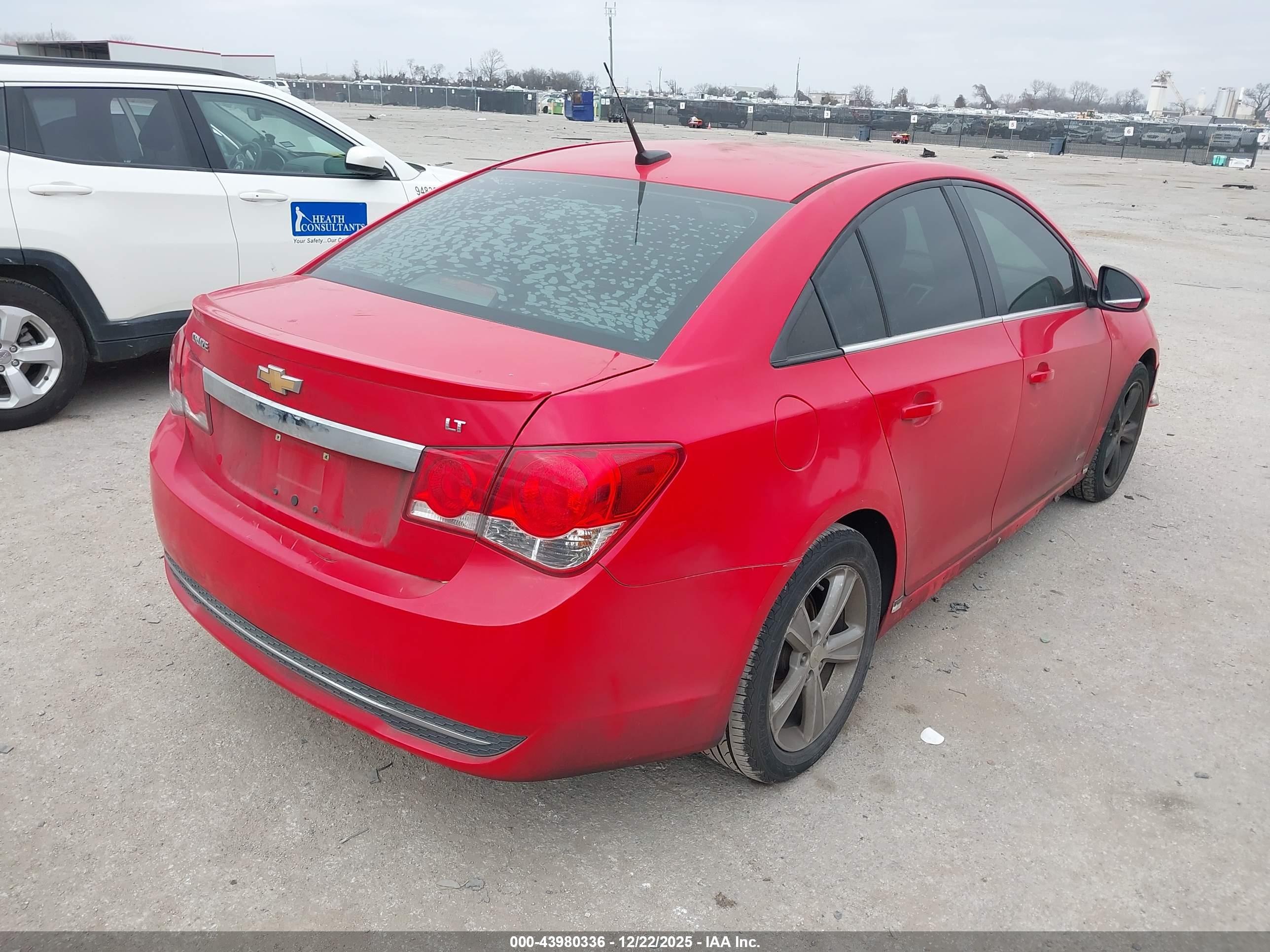 CHEVROLET CRUZE image 4