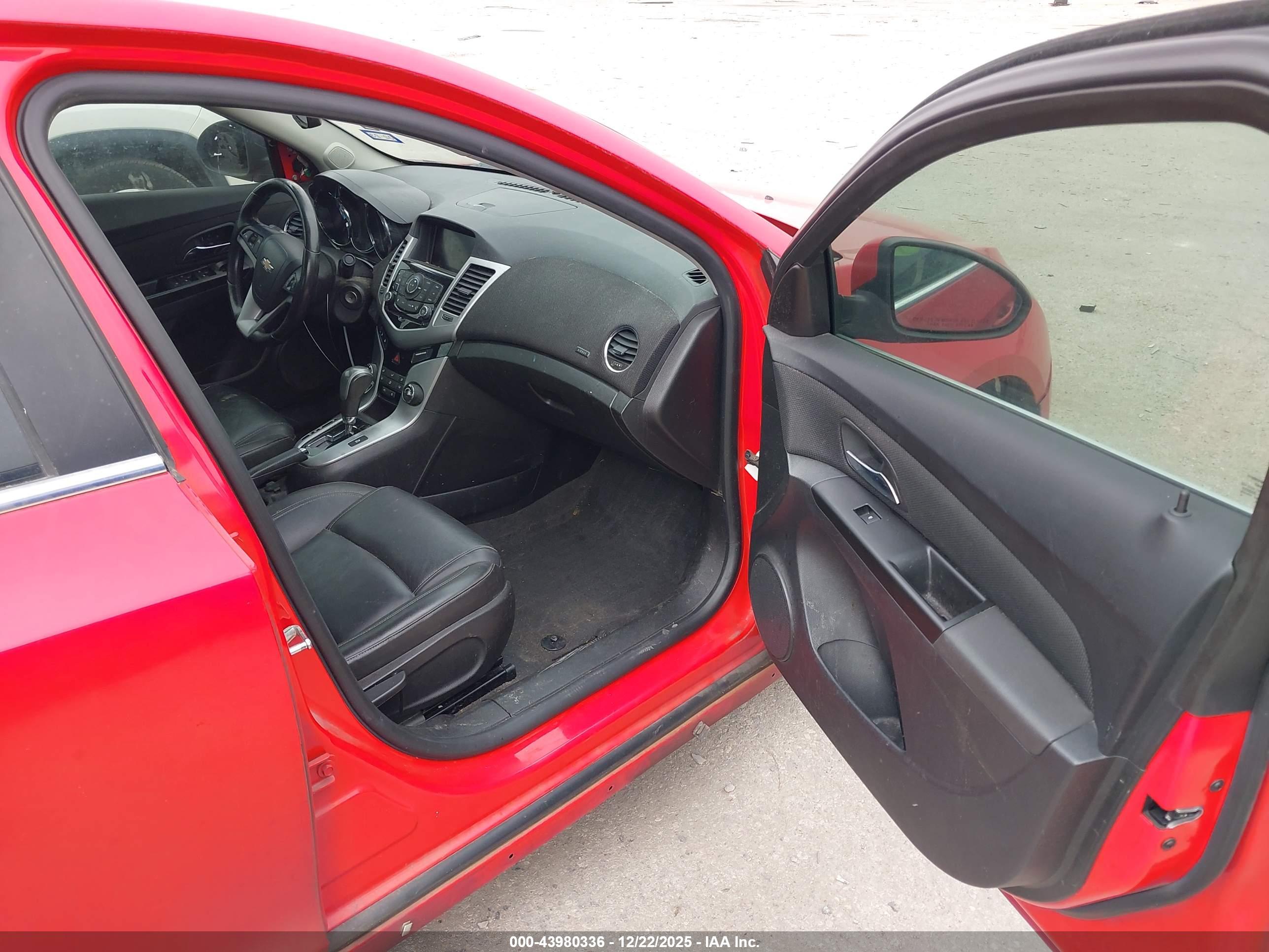 CHEVROLET CRUZE image 5