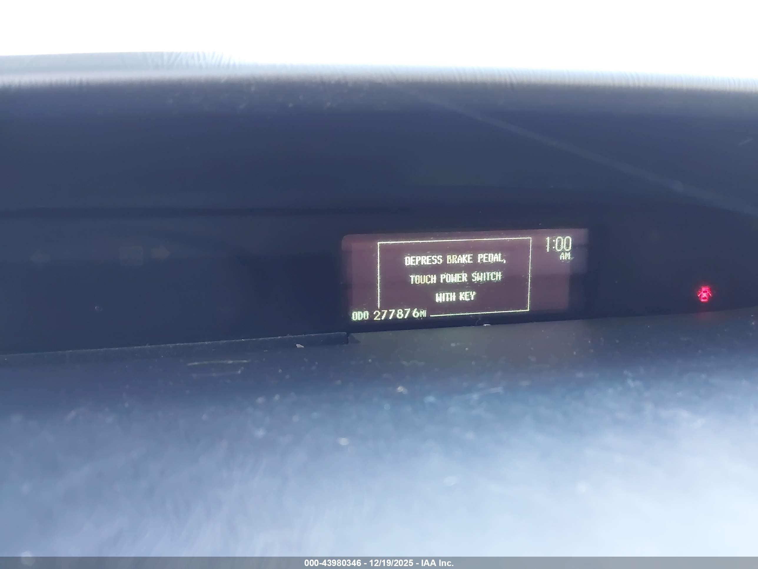 TOYOTA PRIUS image 7