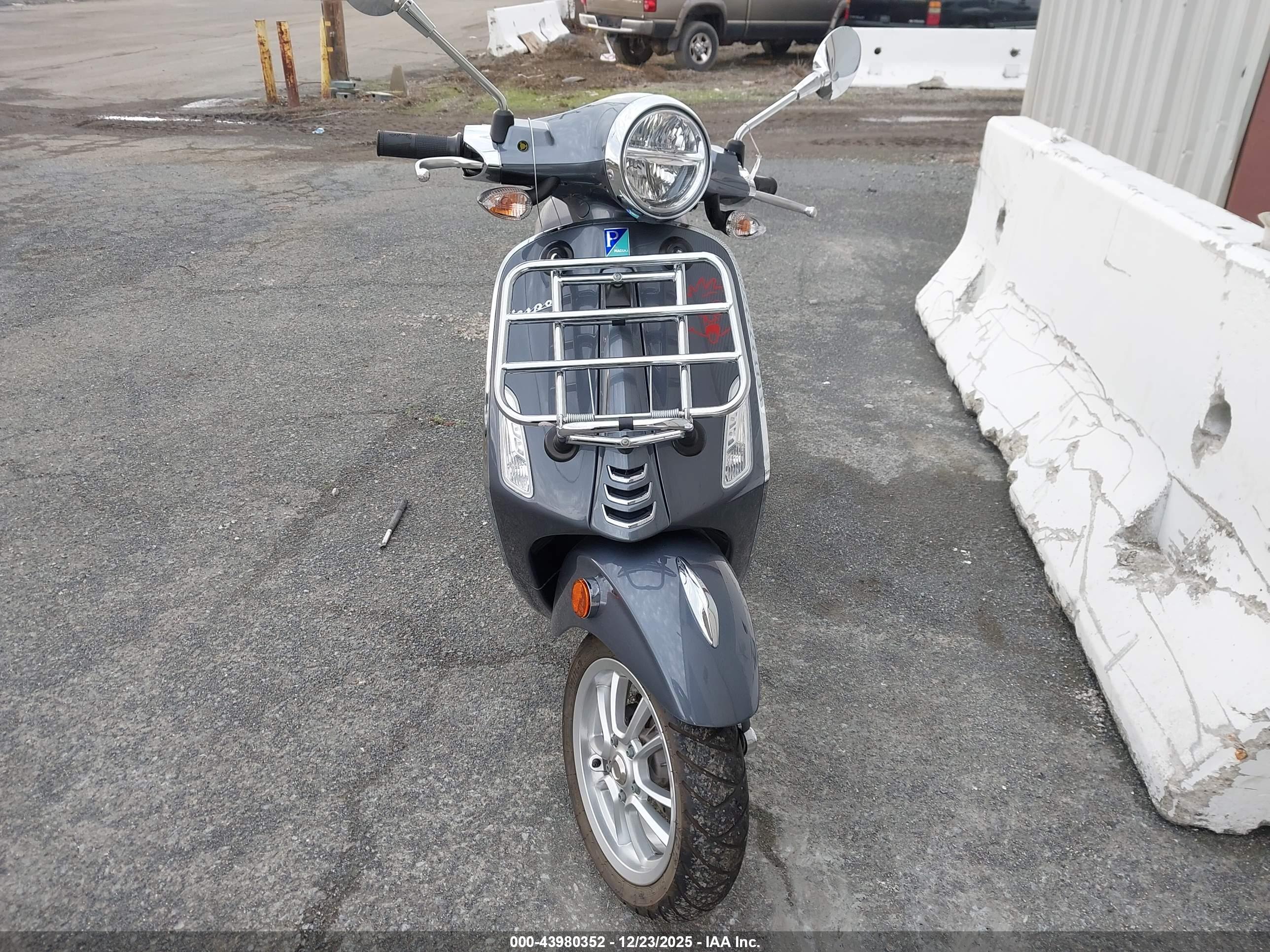 VESPA PRIMAVERA/SPRINT image 5