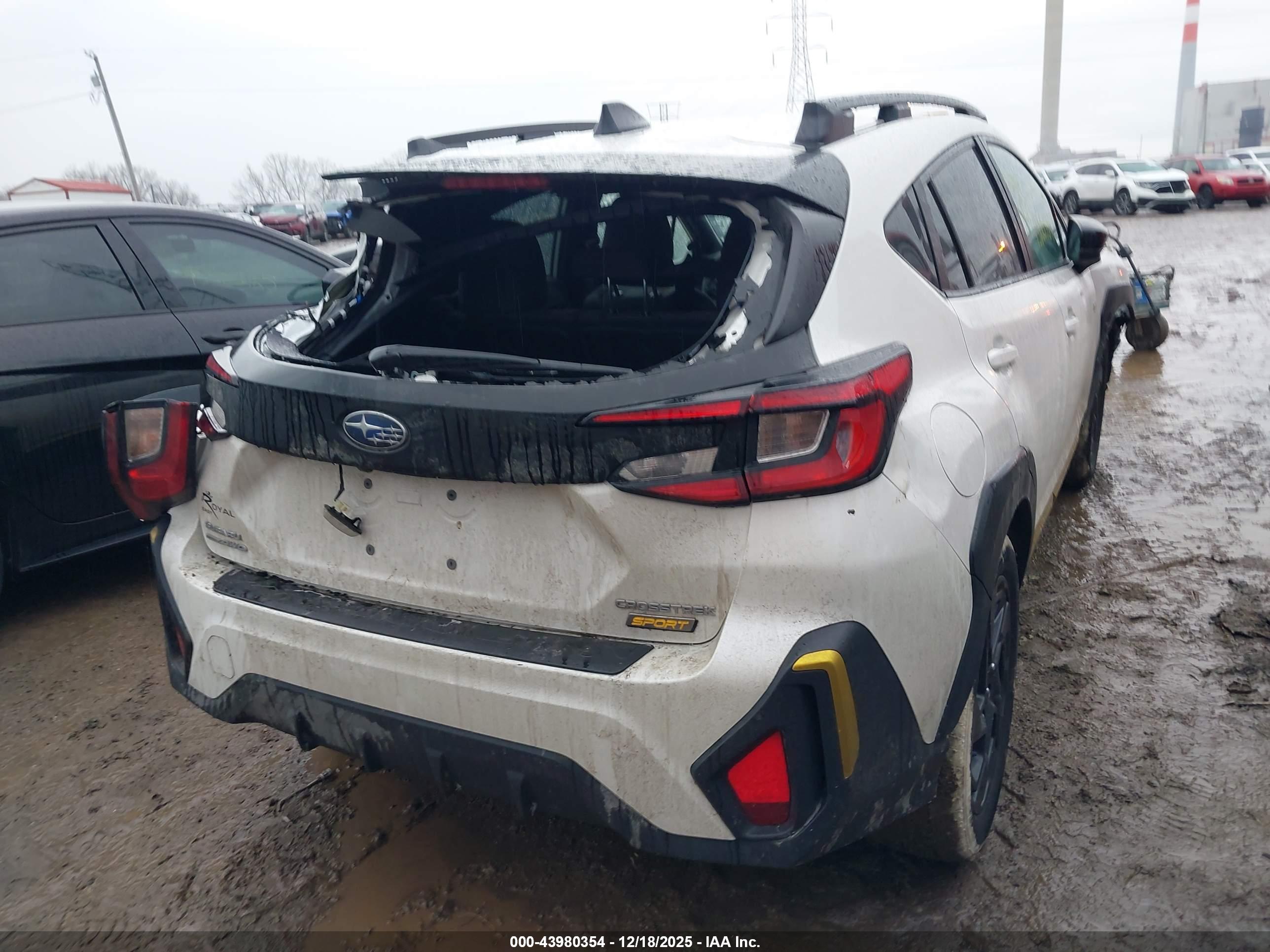 SUBARU CROSSTREK image 4
