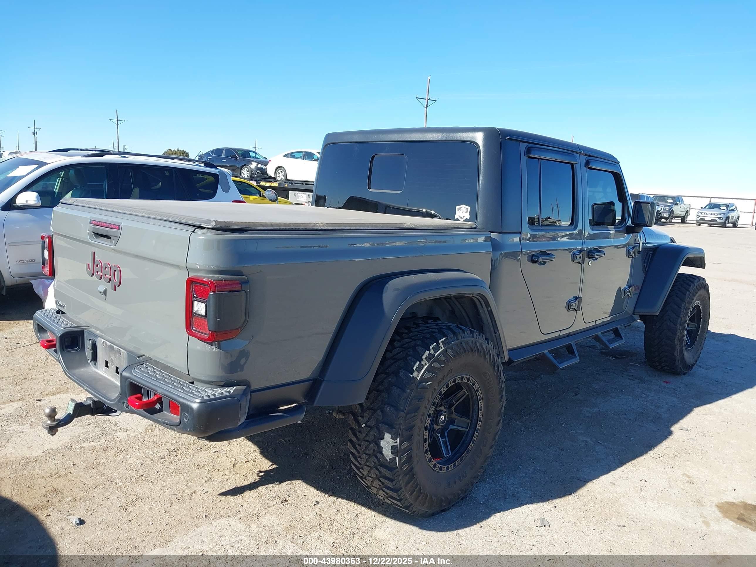 JEEP GLADIATOR image 4