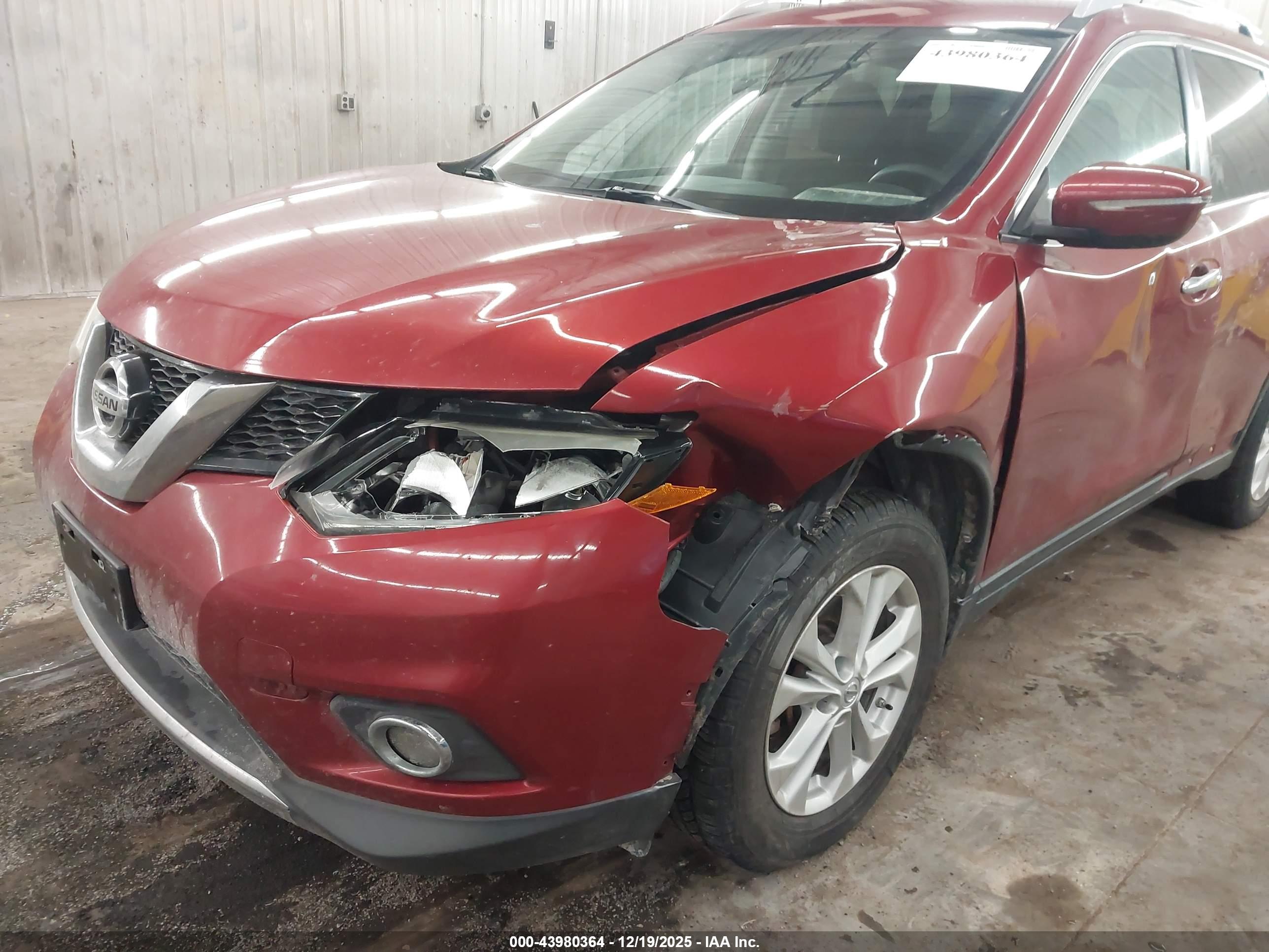 NISSAN ROGUE image 6