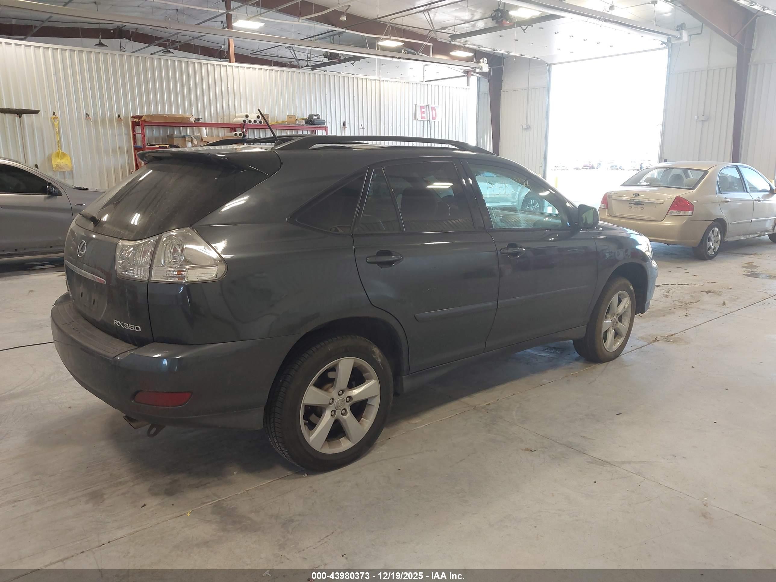 LEXUS RX image 4