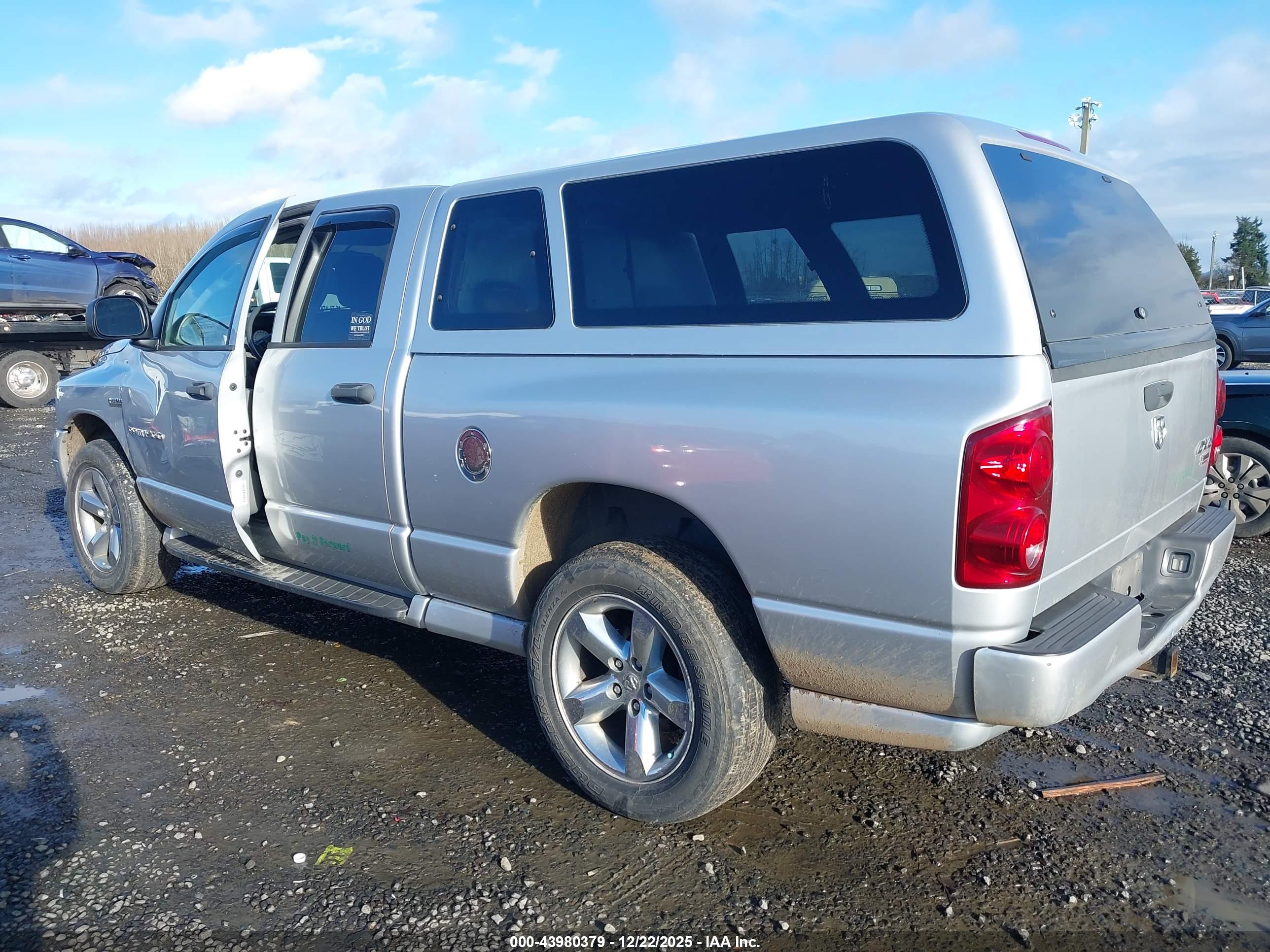 DODGE RAM image 3
