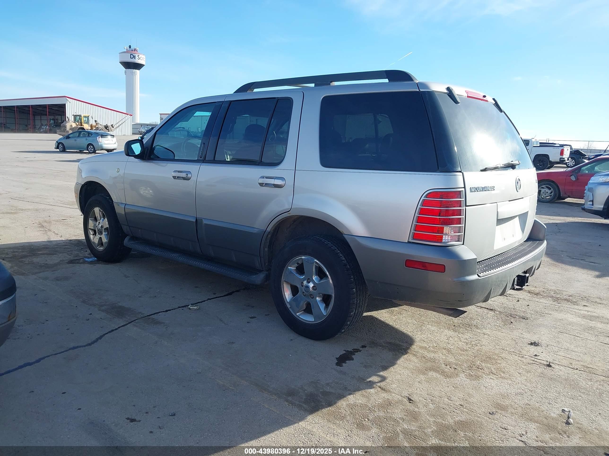 MERCURY MOUNTAINEER image 3