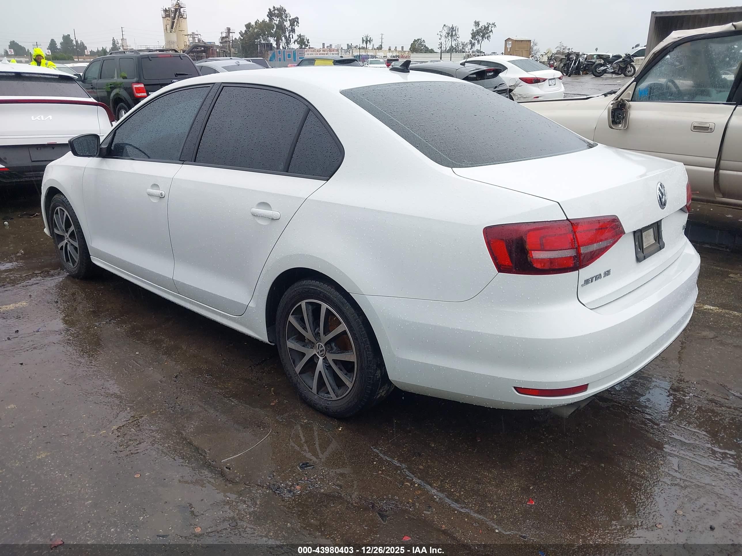 VOLKSWAGEN JETTA image 3