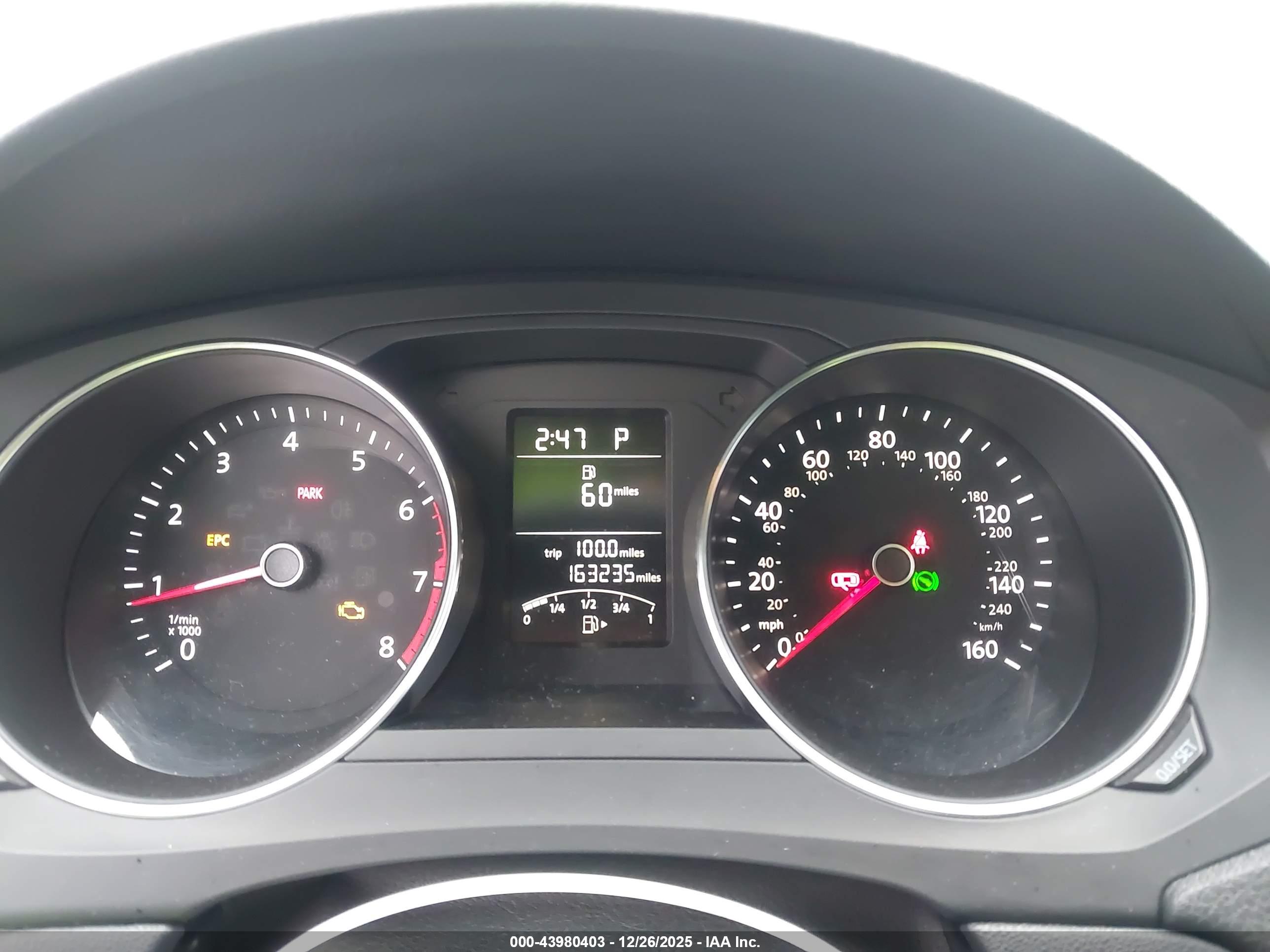 VOLKSWAGEN JETTA image 7