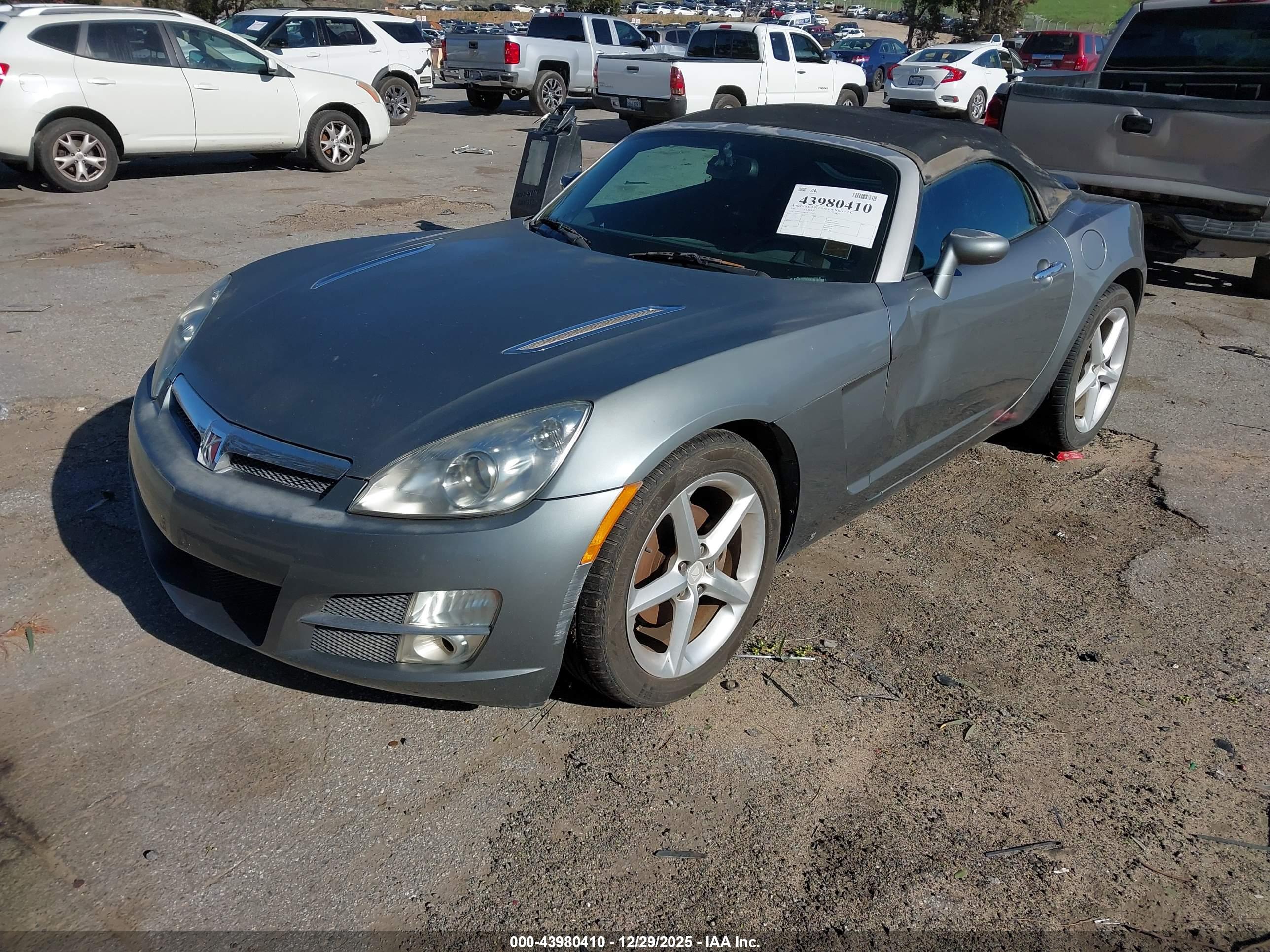 SATURN SKY image 2