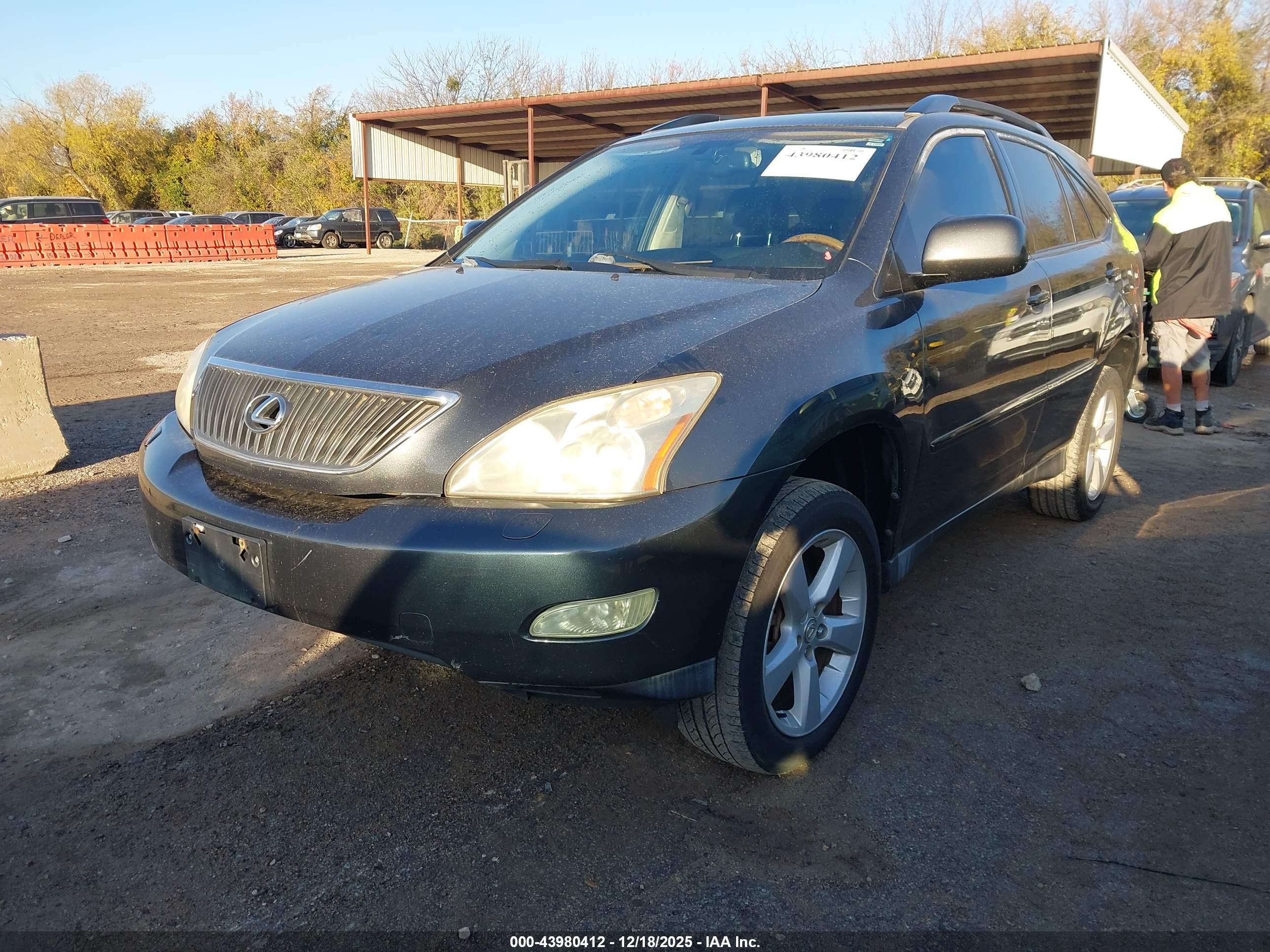 LEXUS RX image 2