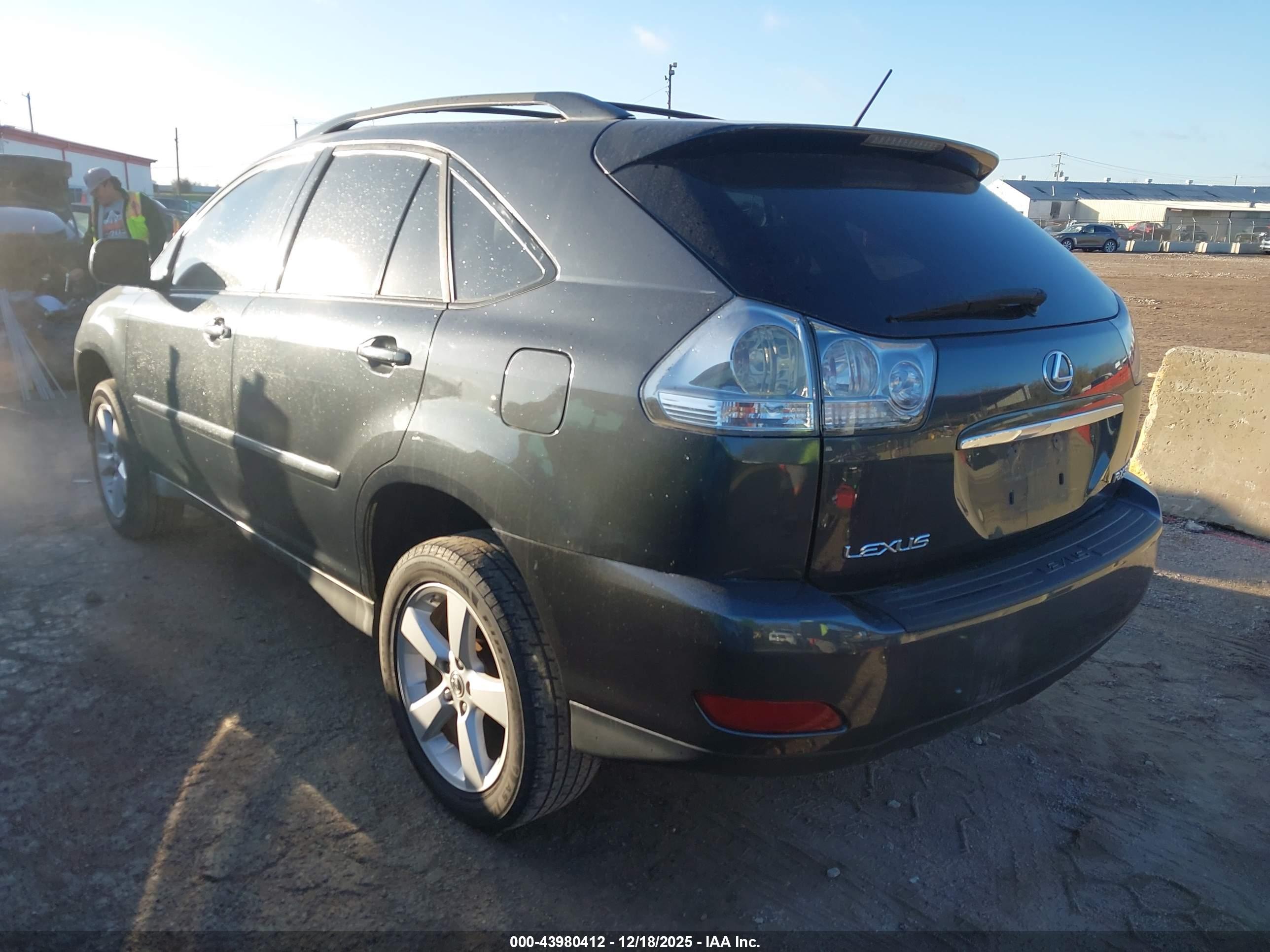 LEXUS RX image 3