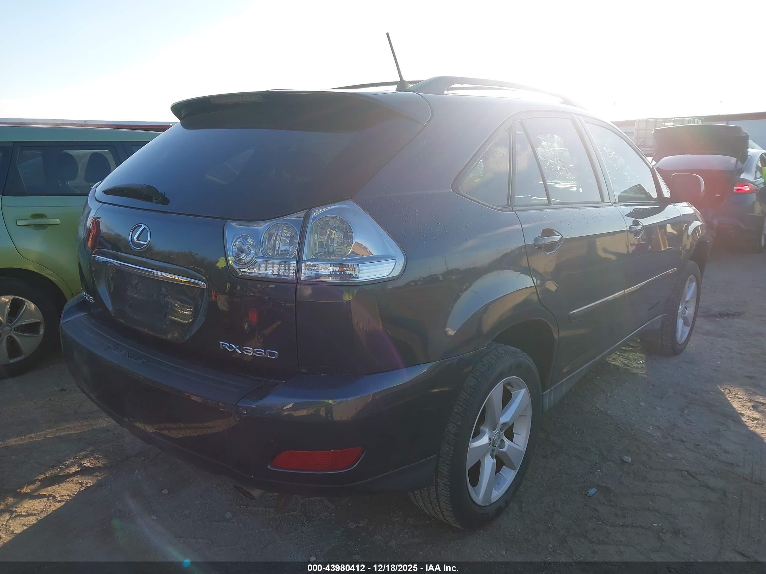LEXUS RX image 4