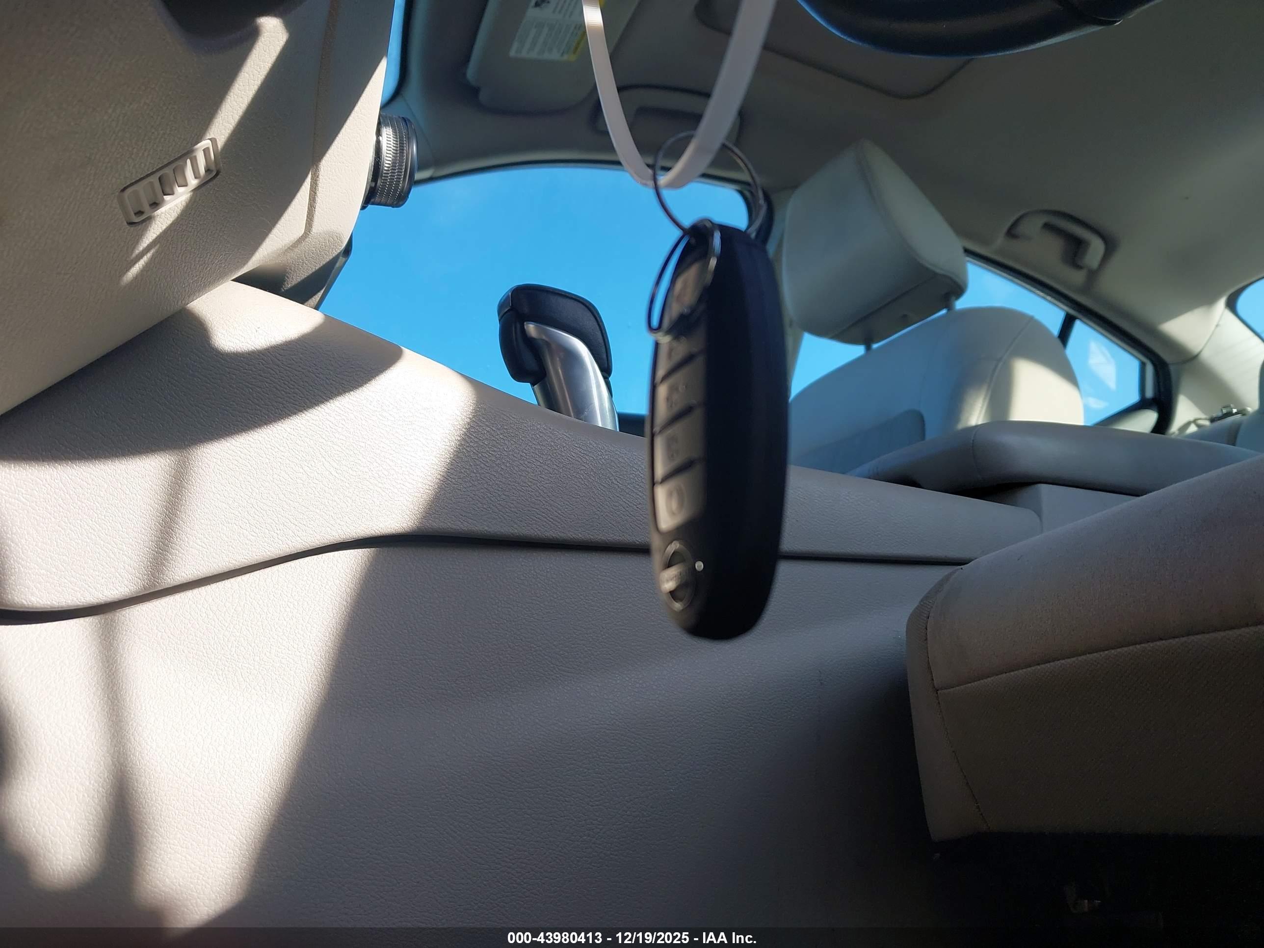 NISSAN ALTIMA image 11