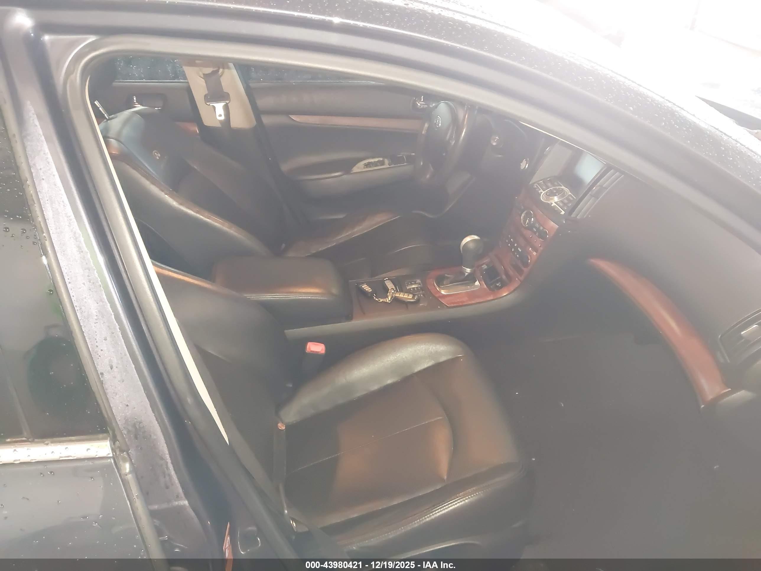 INFINITI G35X image 5