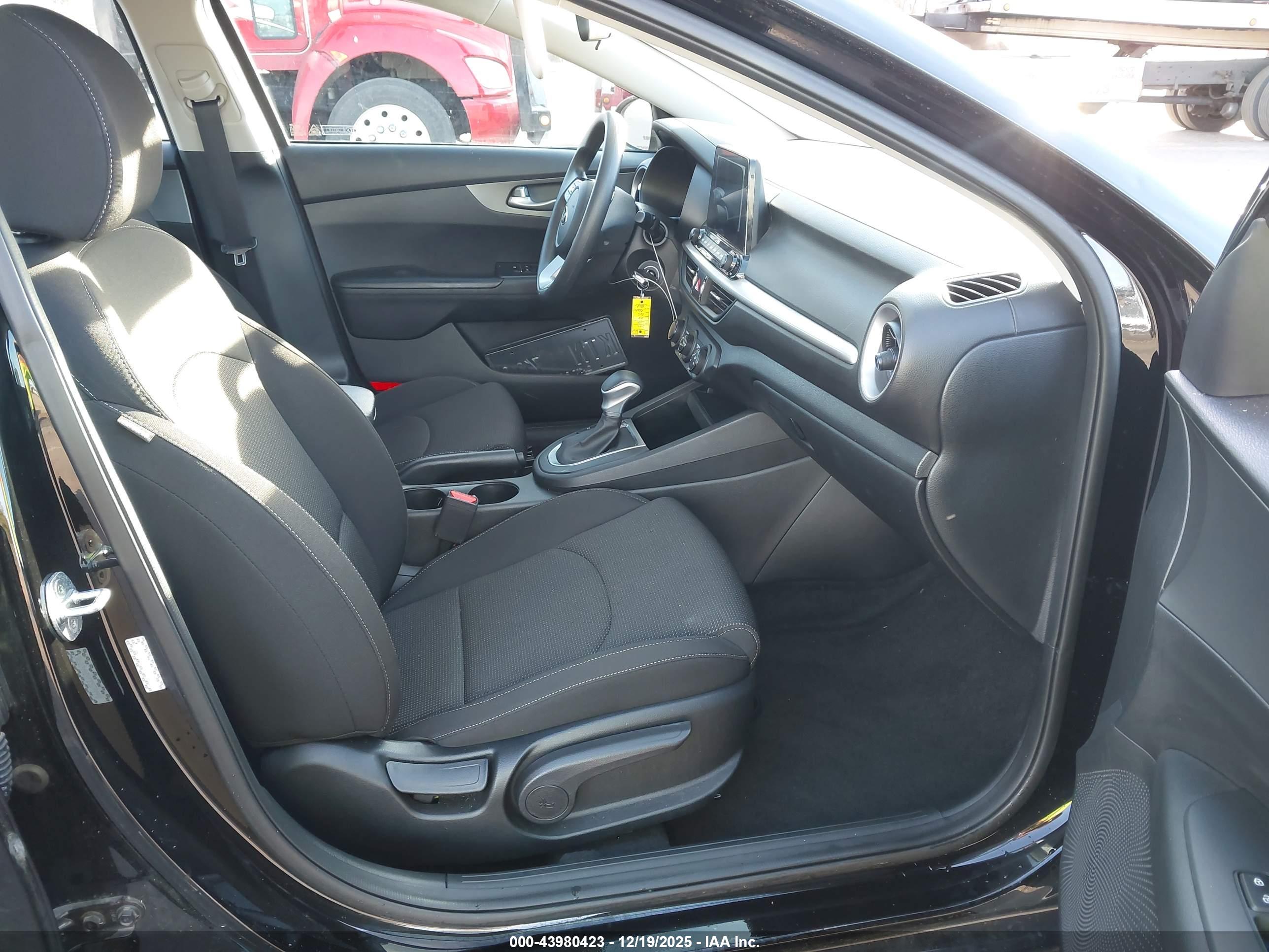 KIA FORTE image 5