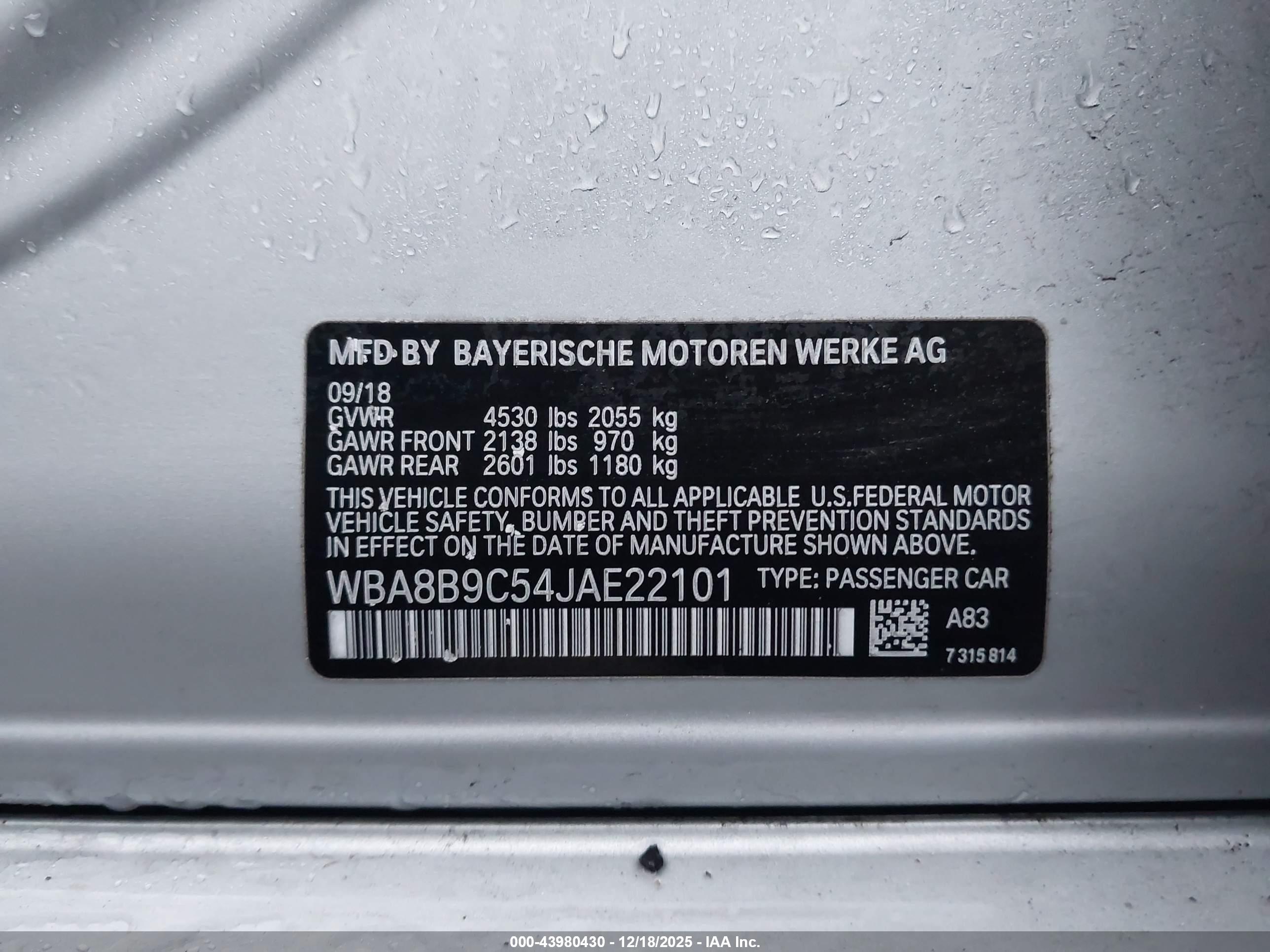 BMW 330I image 9