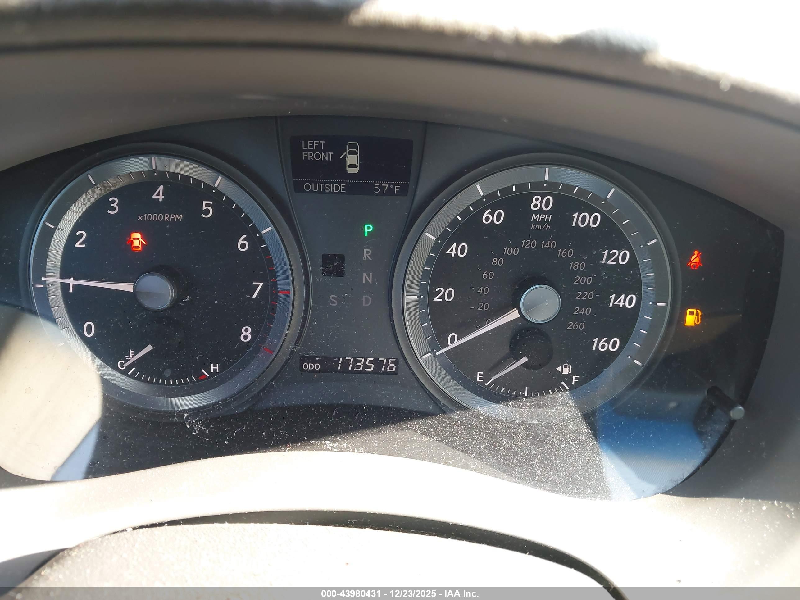 LEXUS ES image 7