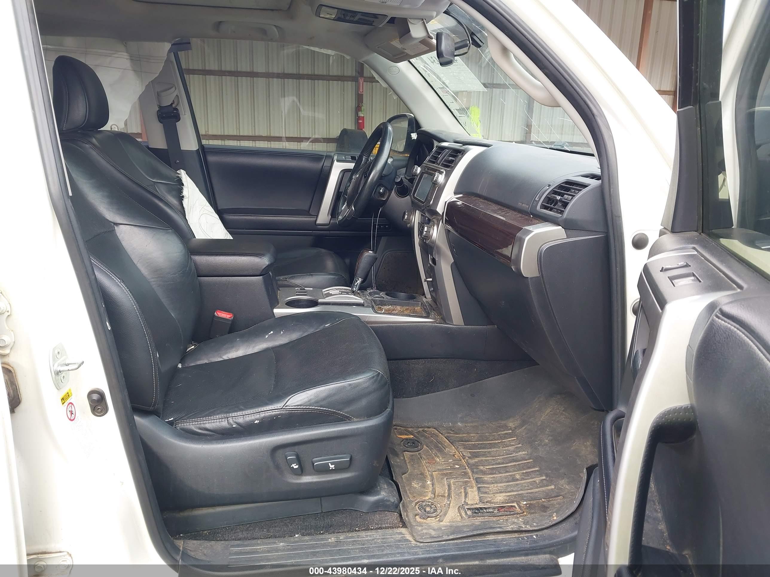 TOYOTA 4RUNNER image 5