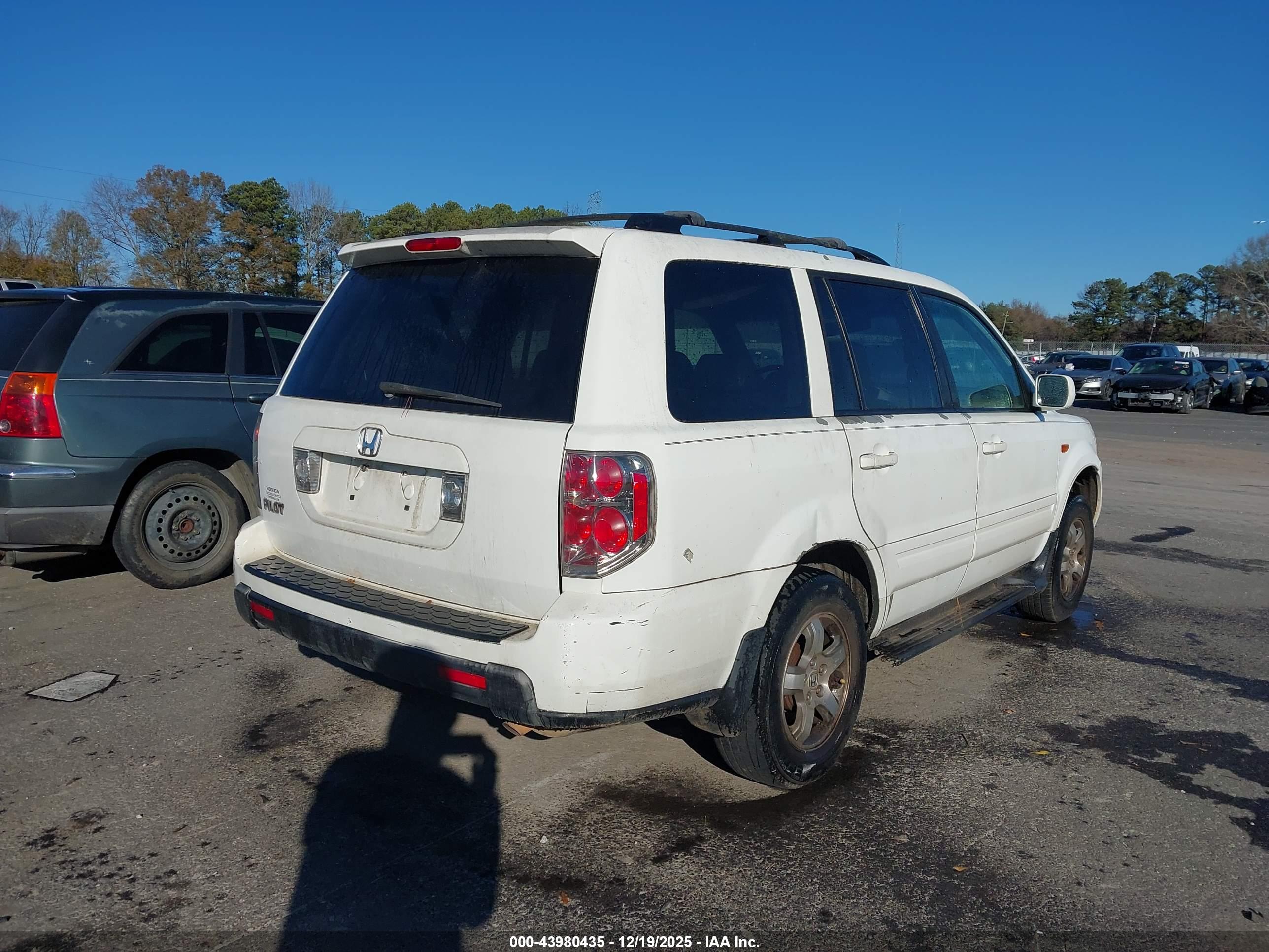 HONDA PILOT image 4