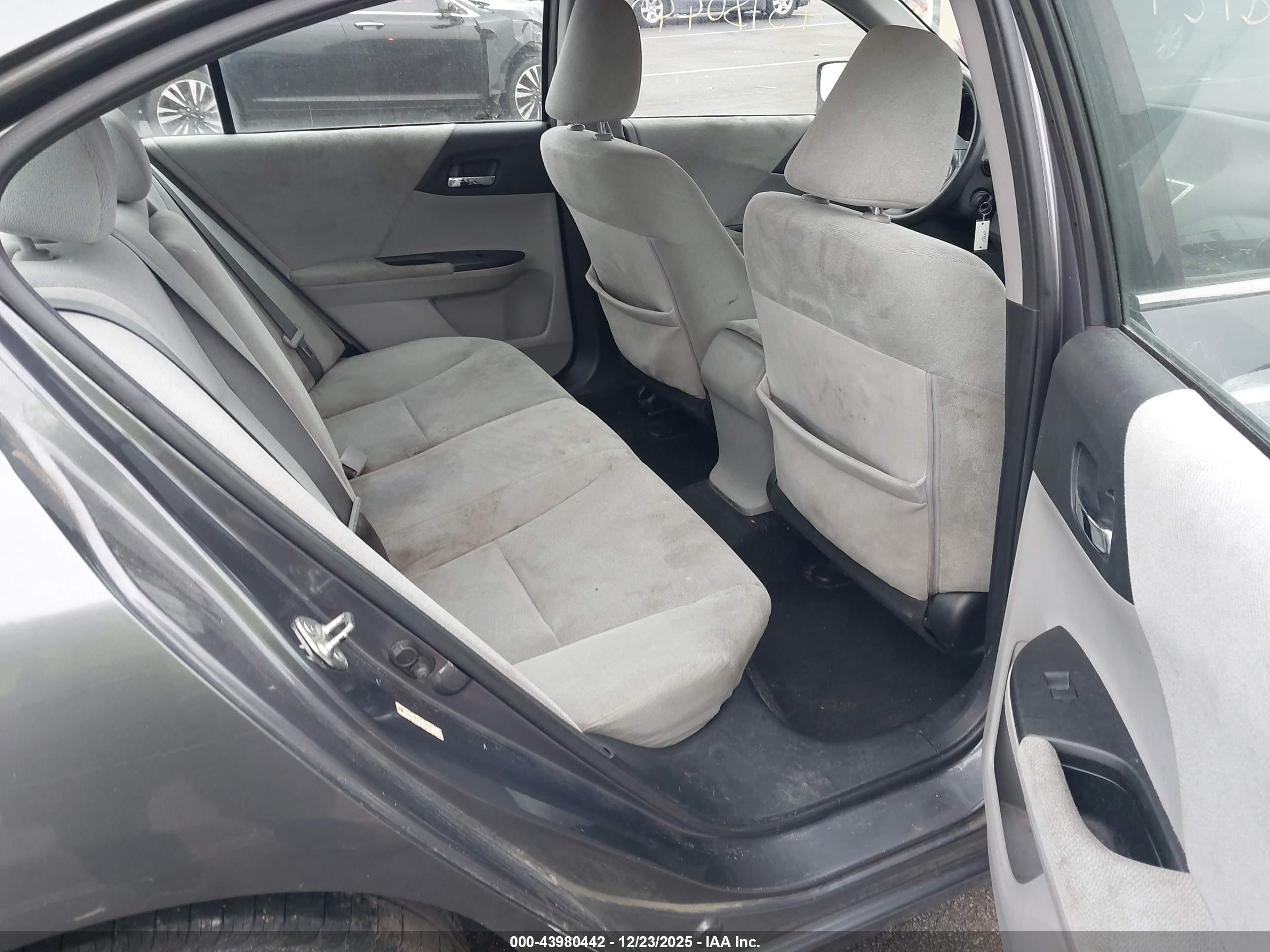 HONDA ACCORD image 8